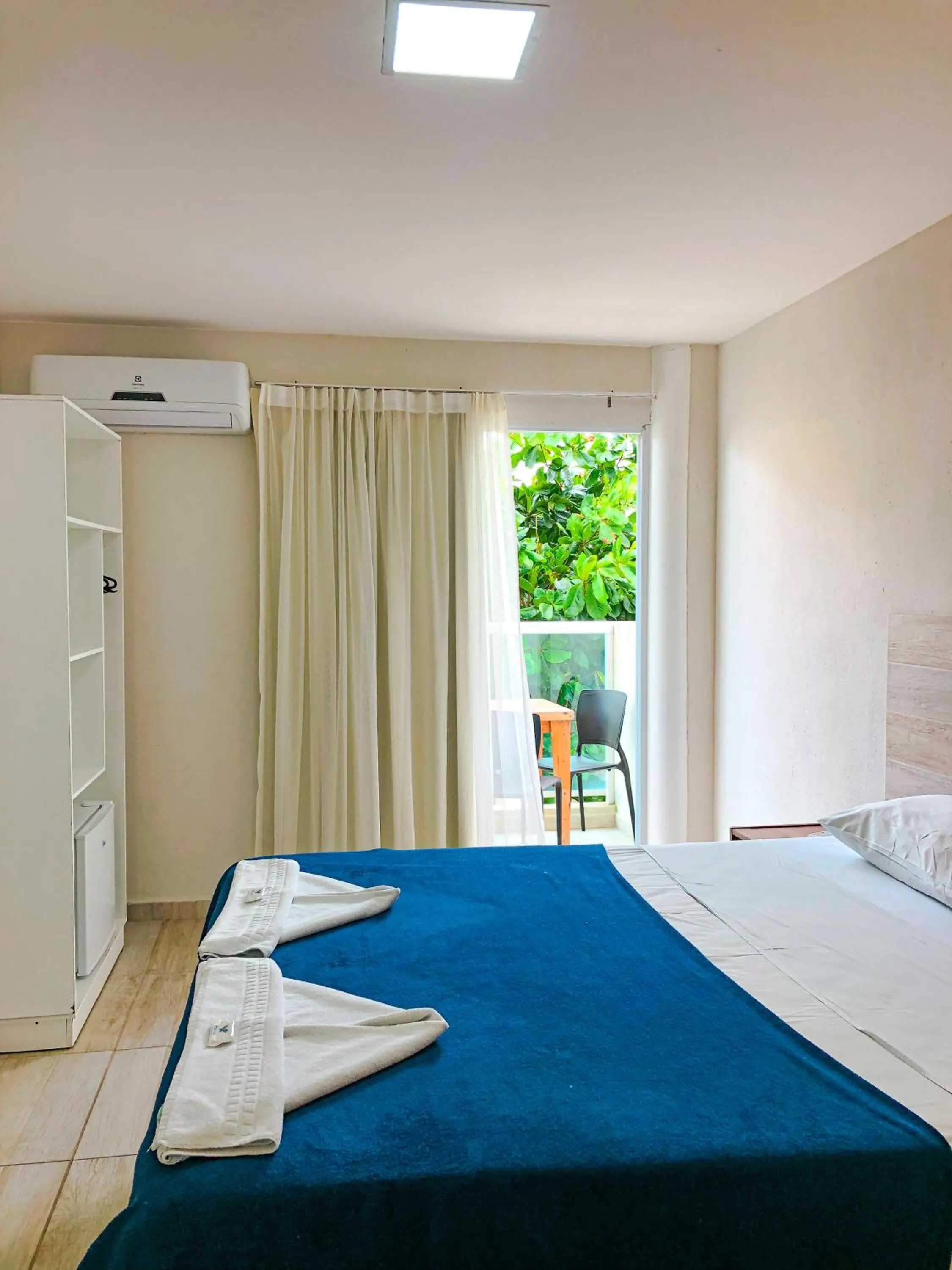 Photo of the whole room, Bed in Pousada Maresia Unique Beira Mar