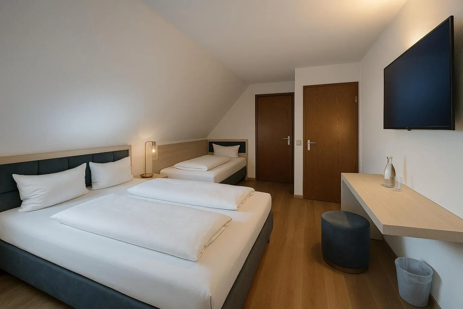 Bed in Hotel Daucher