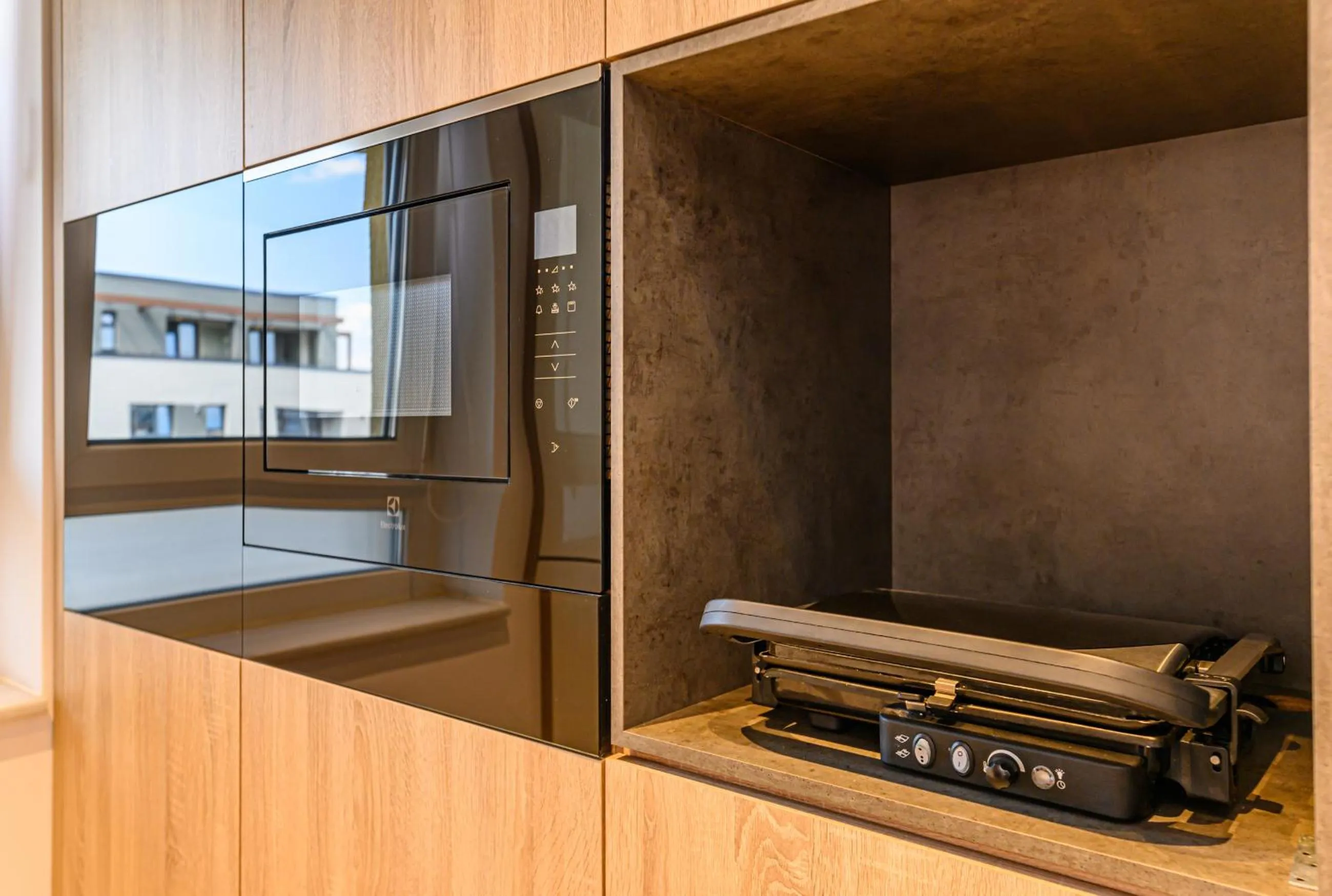 minibar in Promenada Studios