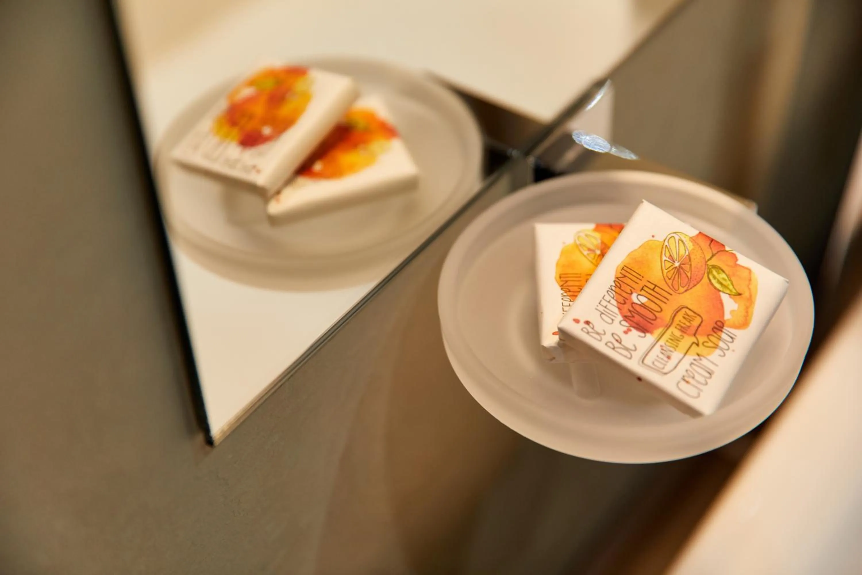 Shower in Promenada Studios