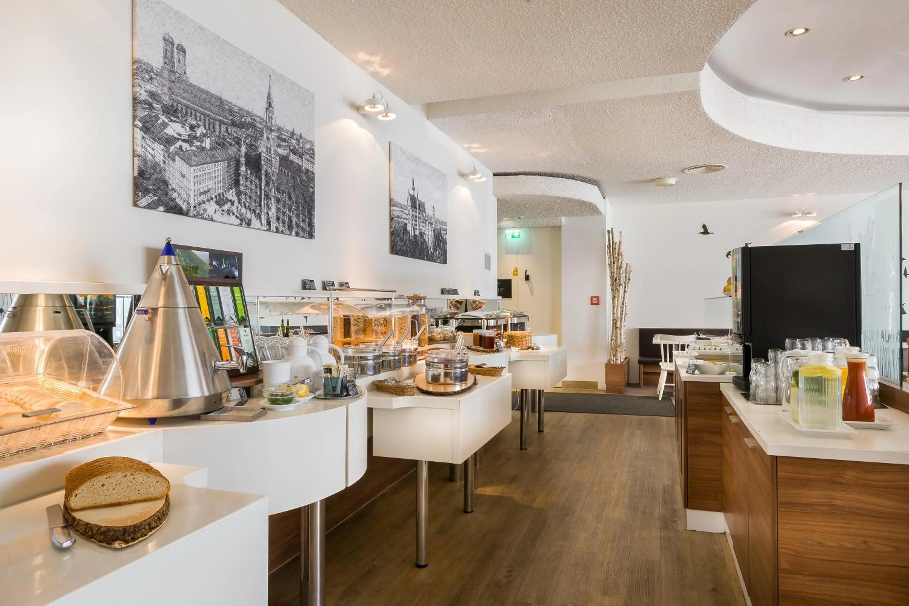 Buffet breakfast in Sure Hotel by Best Western Muenchen Hauptbahnhof