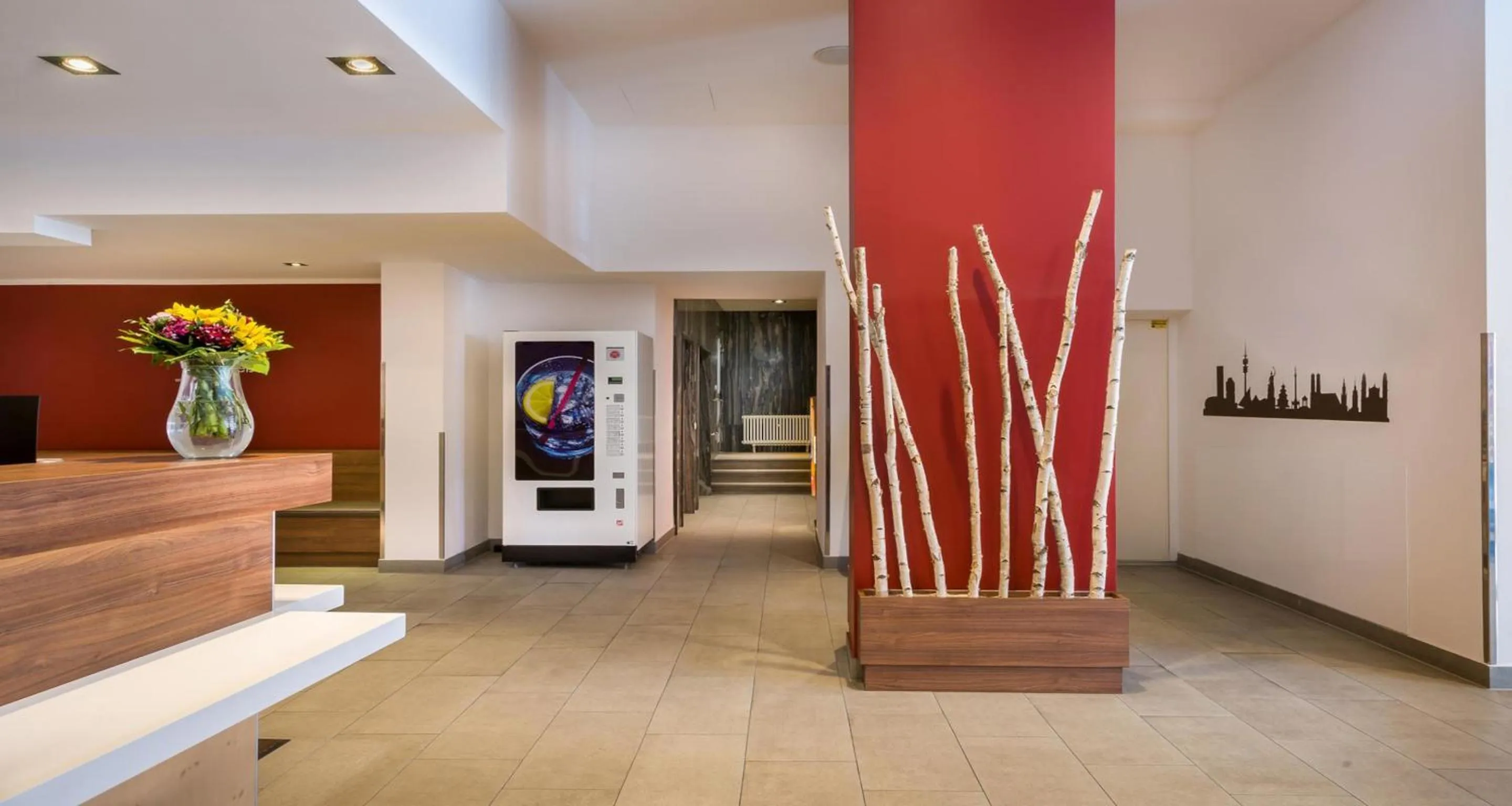 Lobby or reception in Sure Hotel by Best Western Muenchen Hauptbahnhof