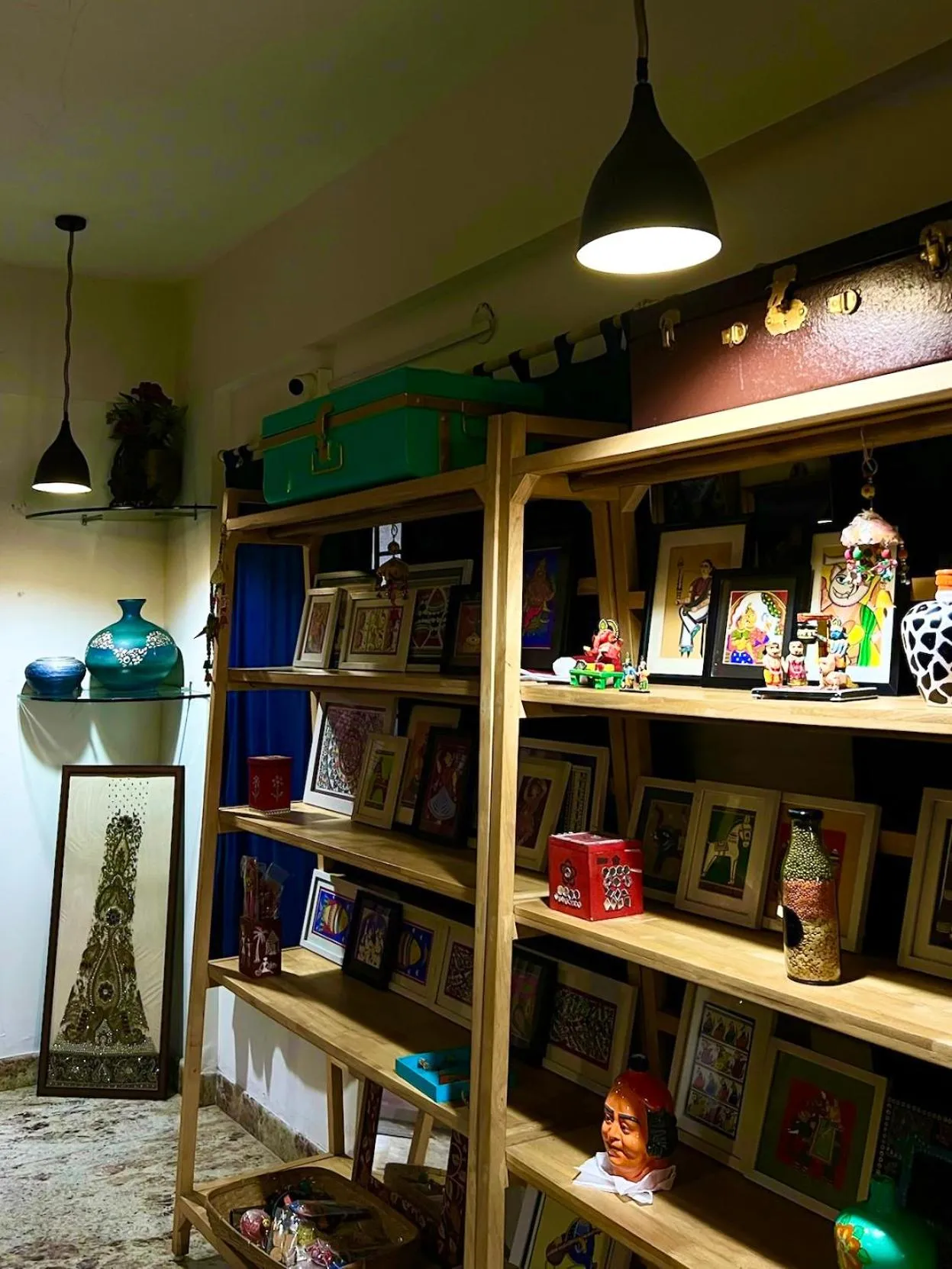 Dining area in Hotel Coffee Bean