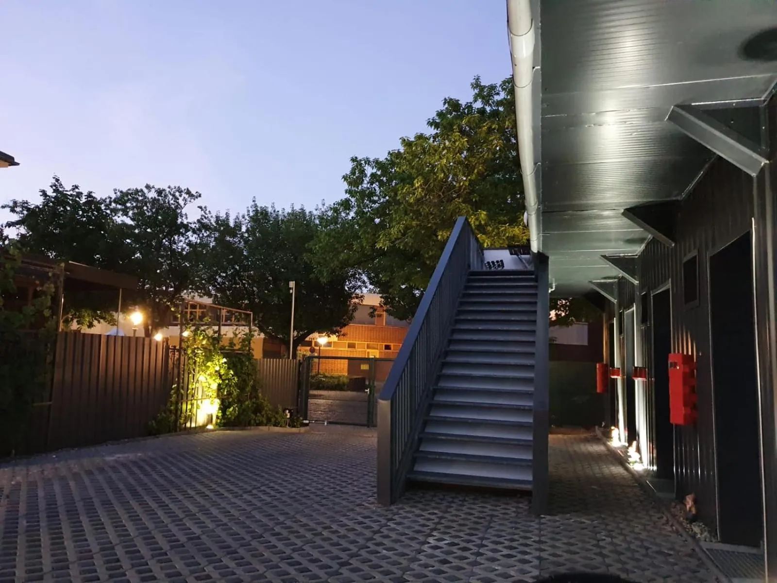 Property building in Motel Home Berlin