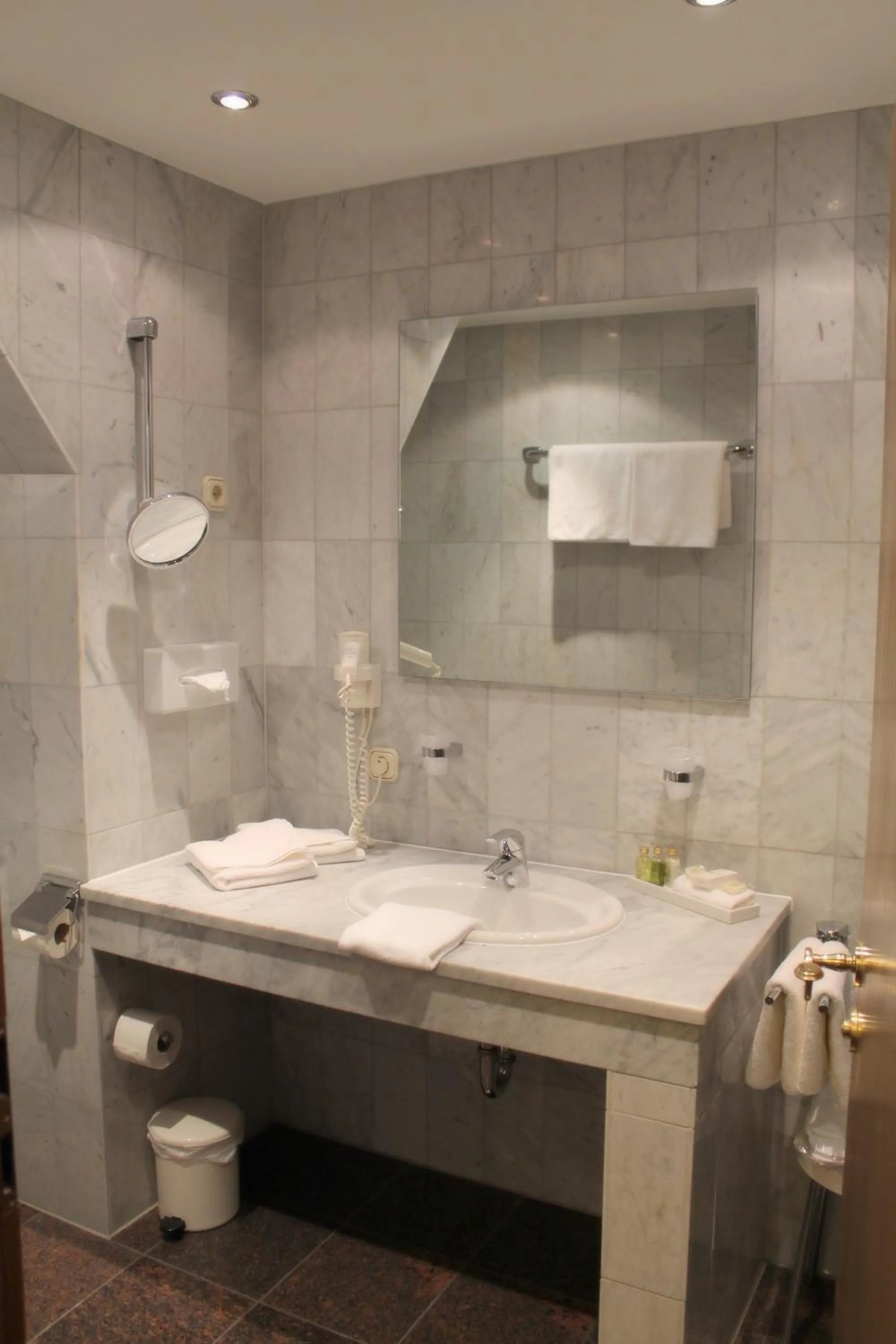 Bathroom in Hotel BurgGartenpalais