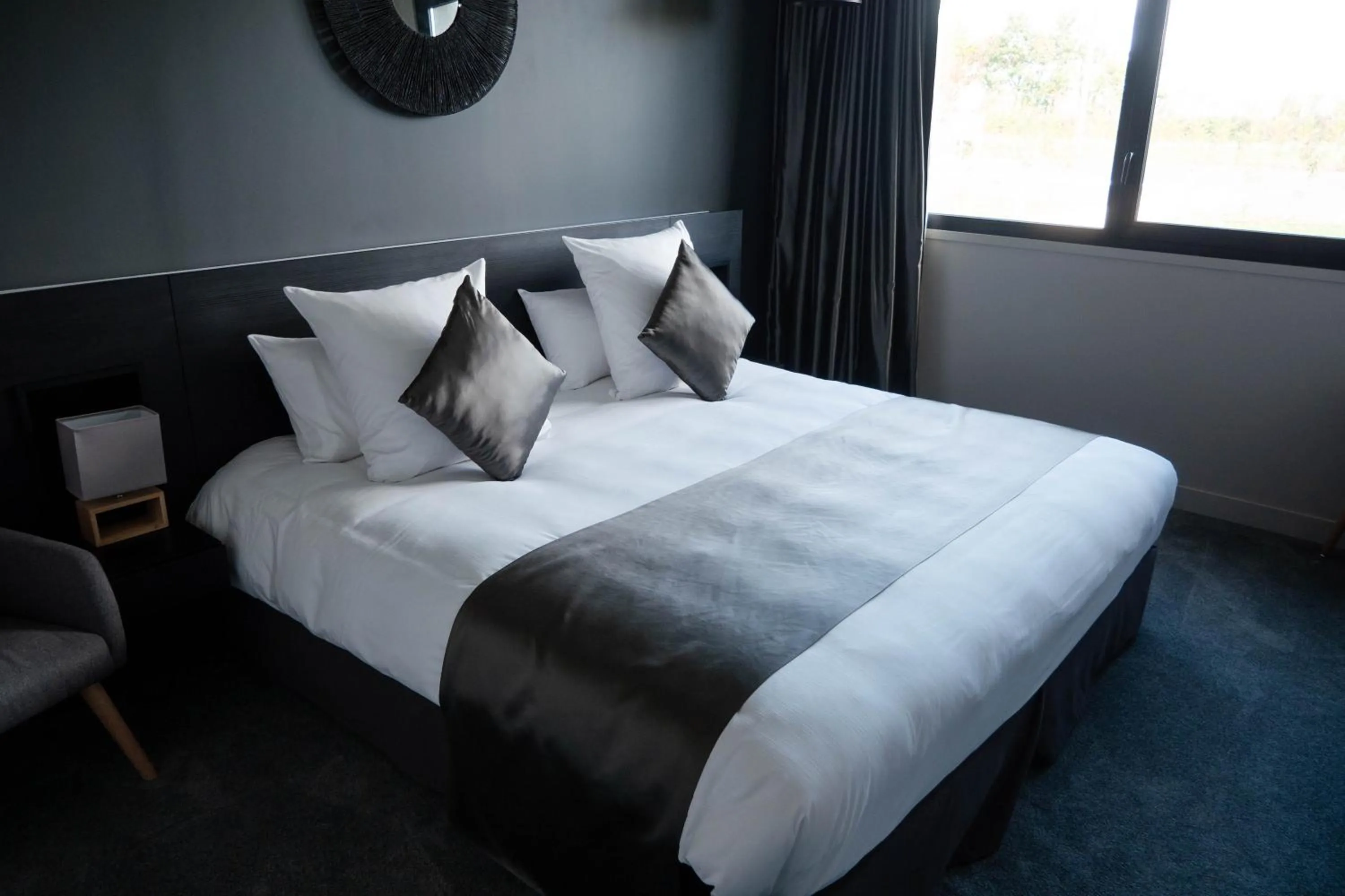 Bed in Hôtel & Restaurant La maison des blés