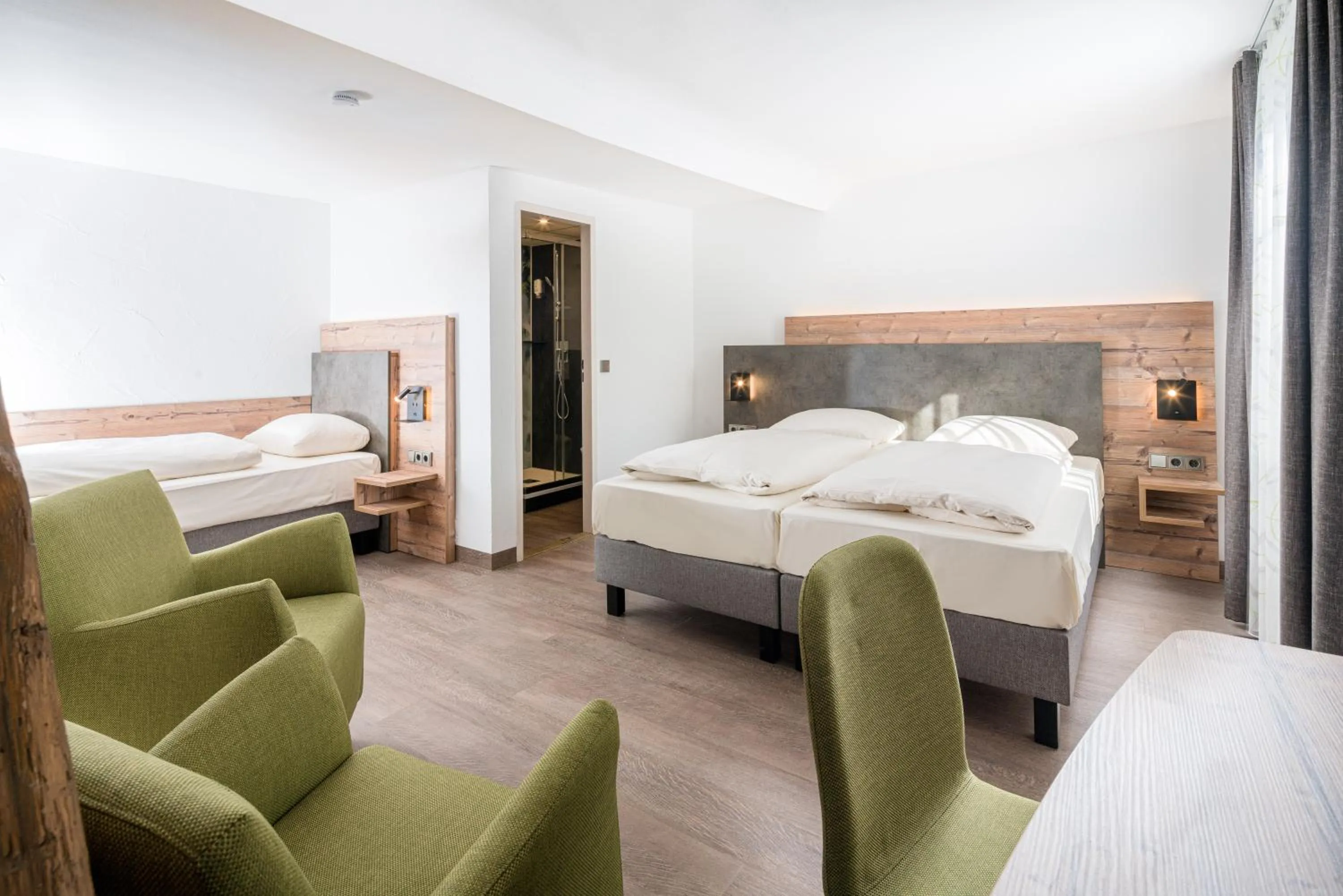 Photo of the whole room, Bed in Hotel Café Adler 24h self check in