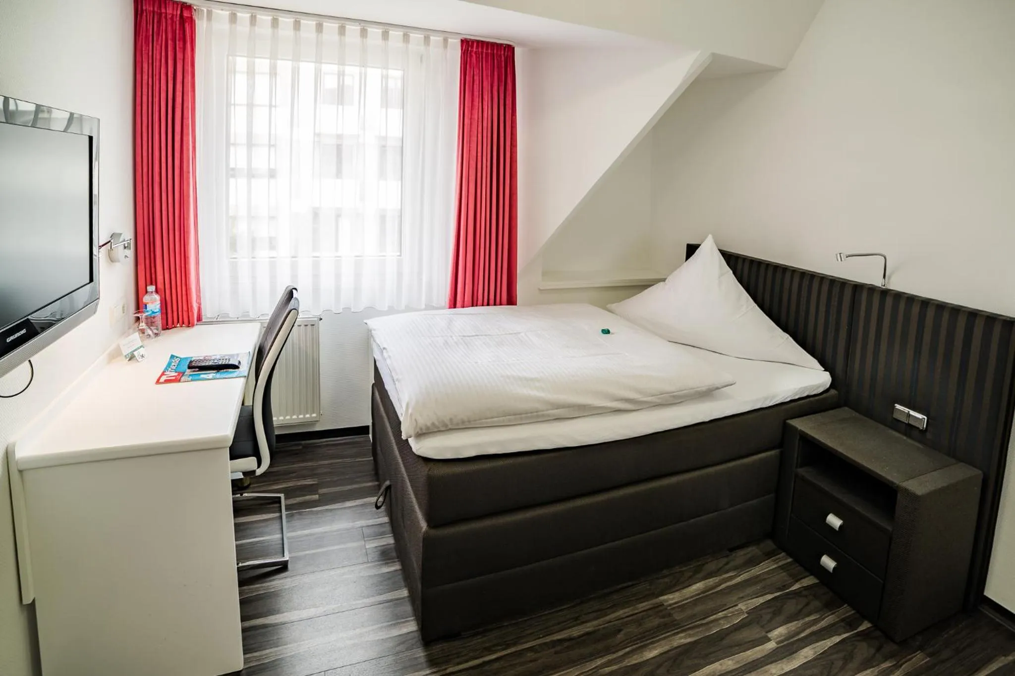 Photo of the whole room, Bed in Hotel Linde