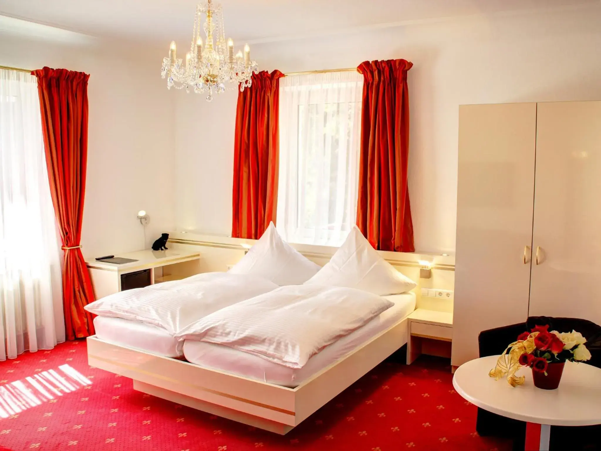 Deluxe Double Room - single occupancy in Hotel Linde Deluxe Double Room - single occupancy in Hotel Linde