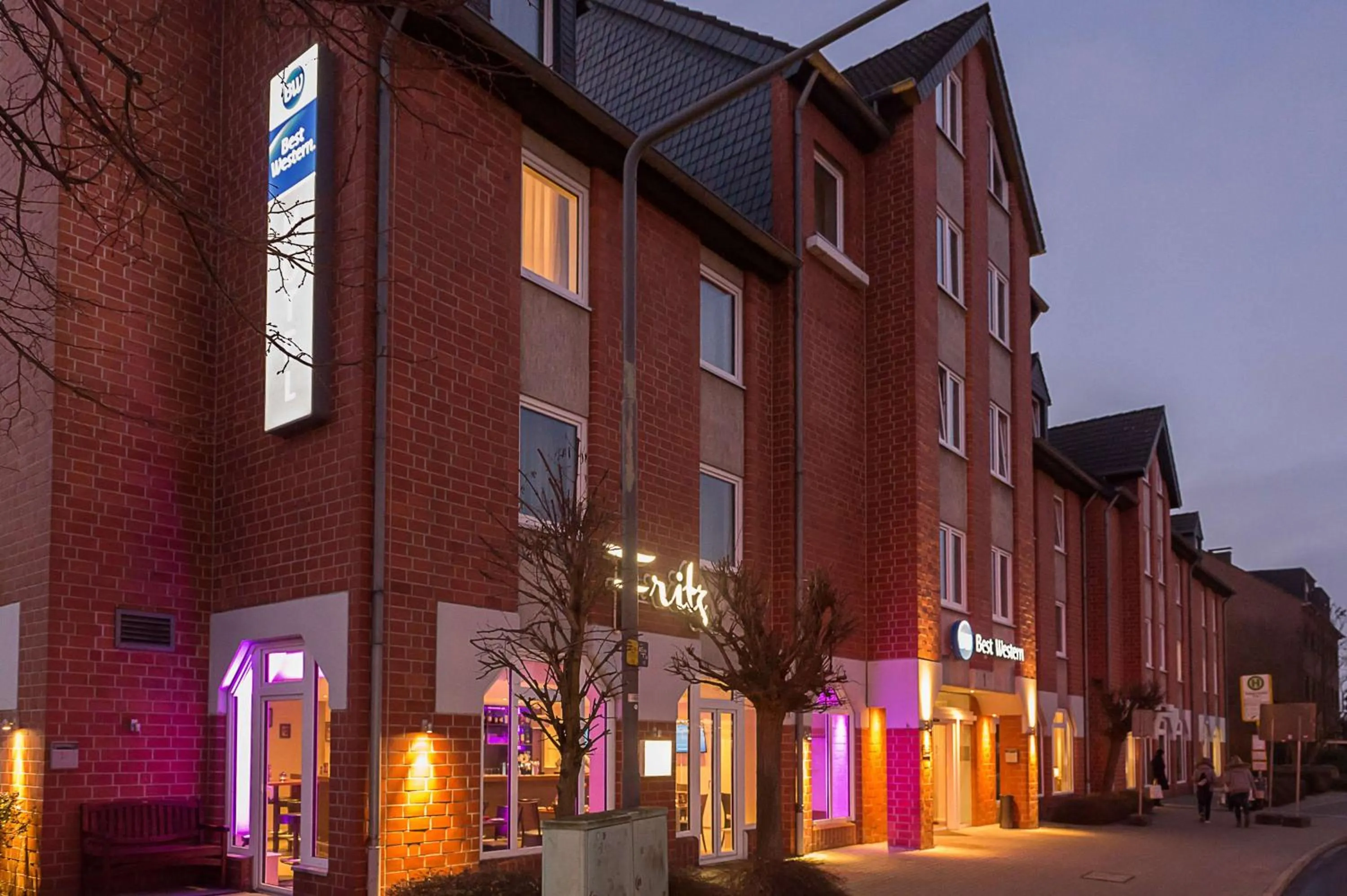 Property building in Best Western Hotel Airport Düsseldorf - Ratingen