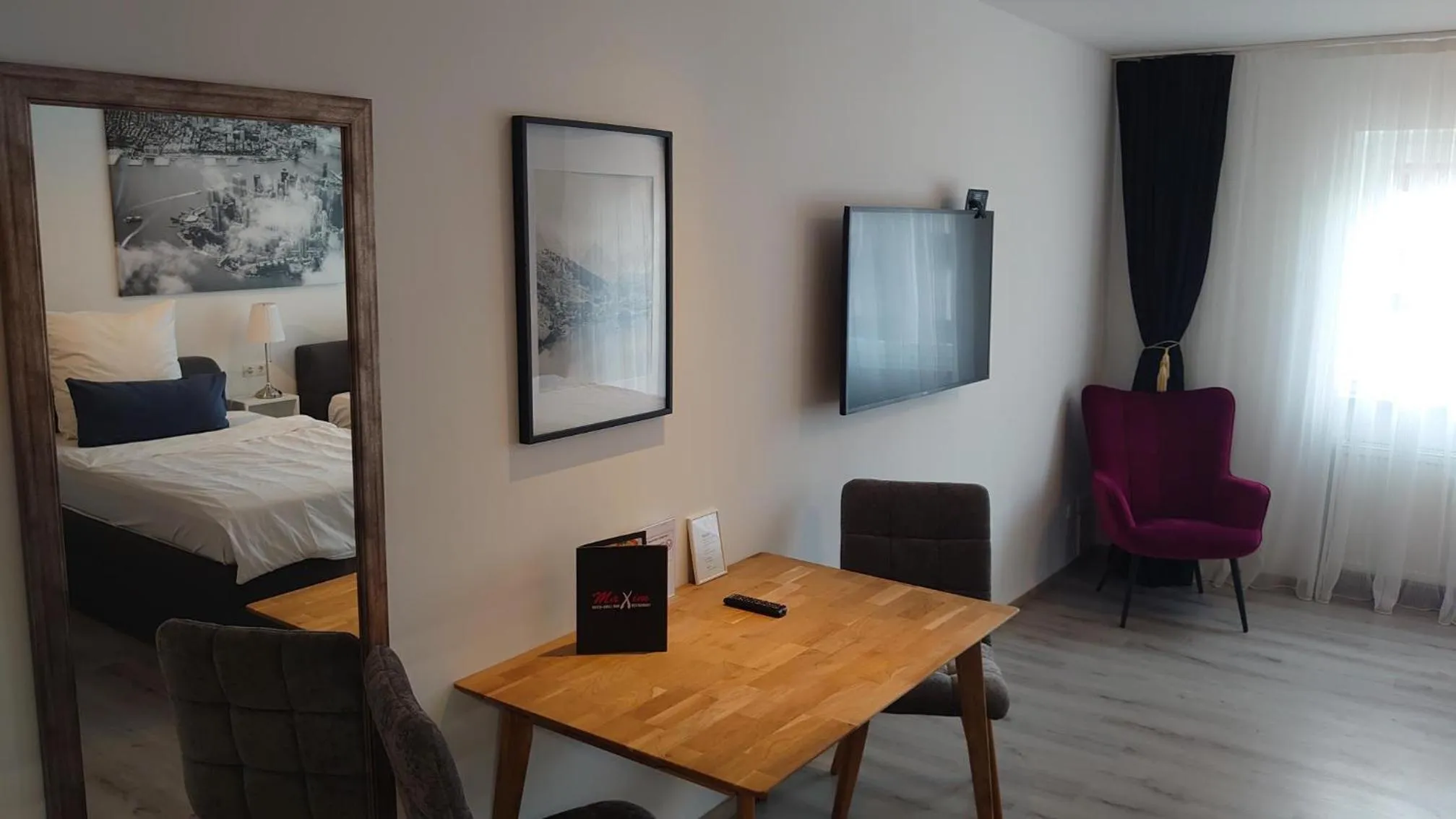 Bed in Maxim Apartments Mainz