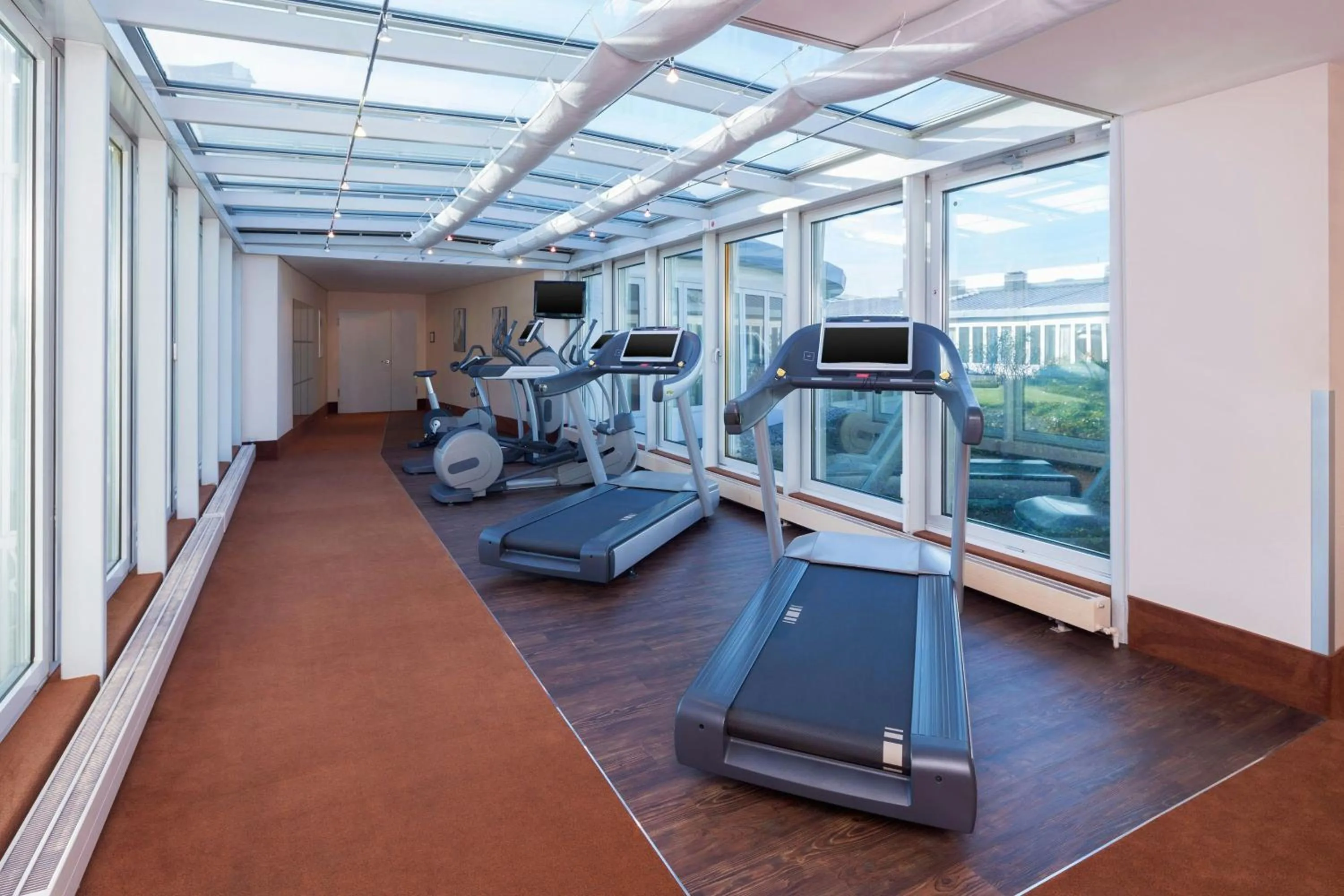 Fitness centre/facilities in Sheraton Duesseldorf Airport Hotel
