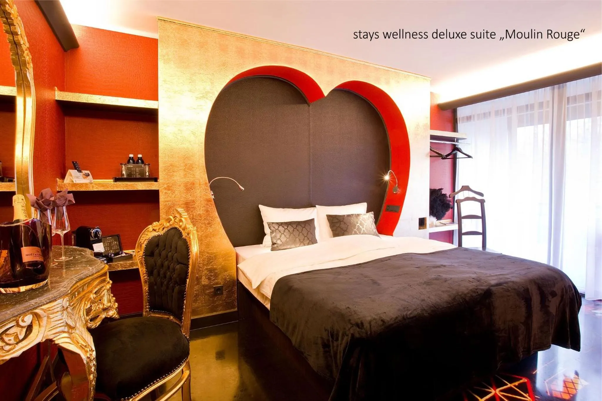 Photo of the whole room, Bed in PLAZA INN stays design Dortmund