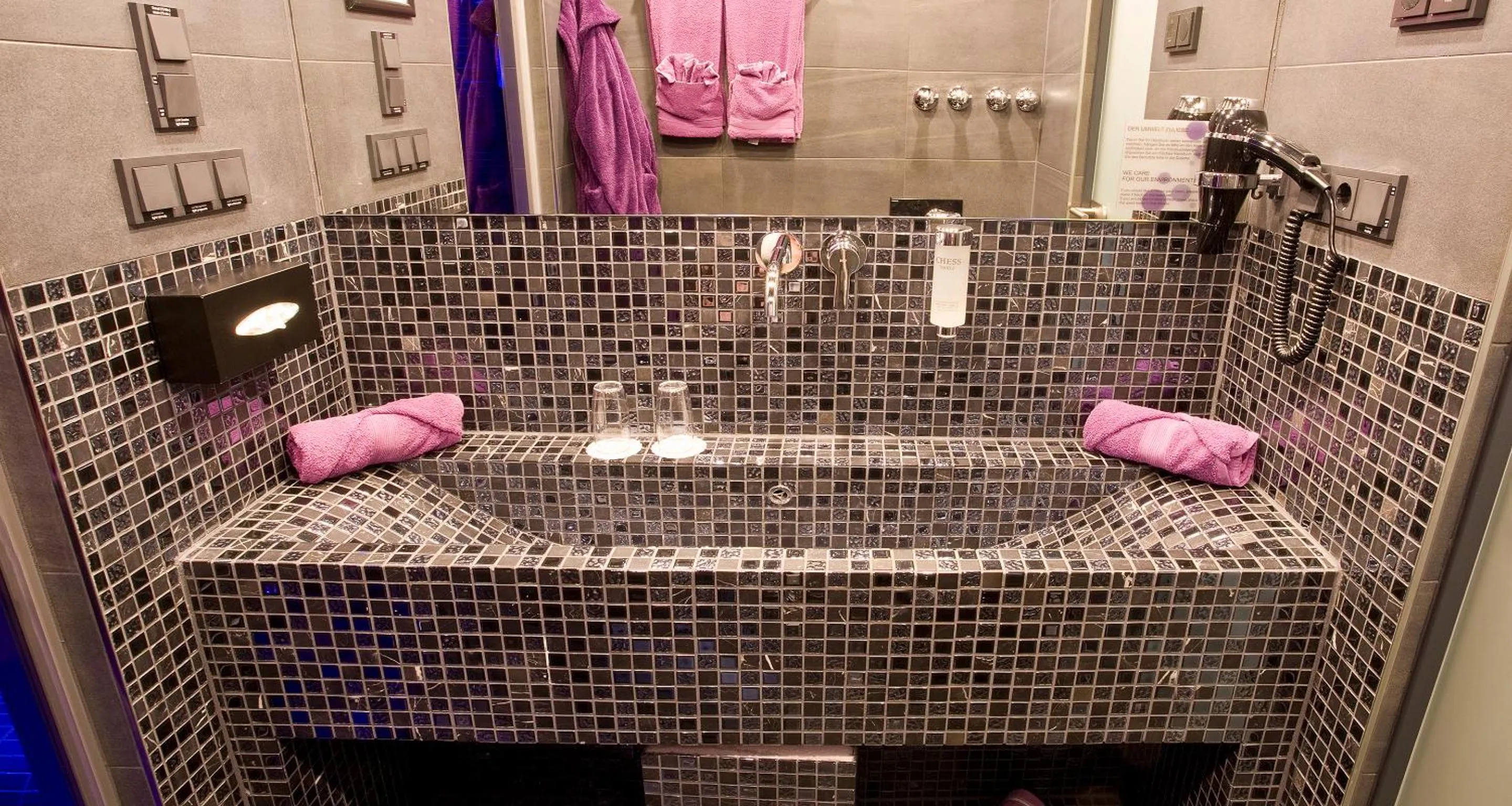 Bathroom in PLAZA INN stays design Dortmund