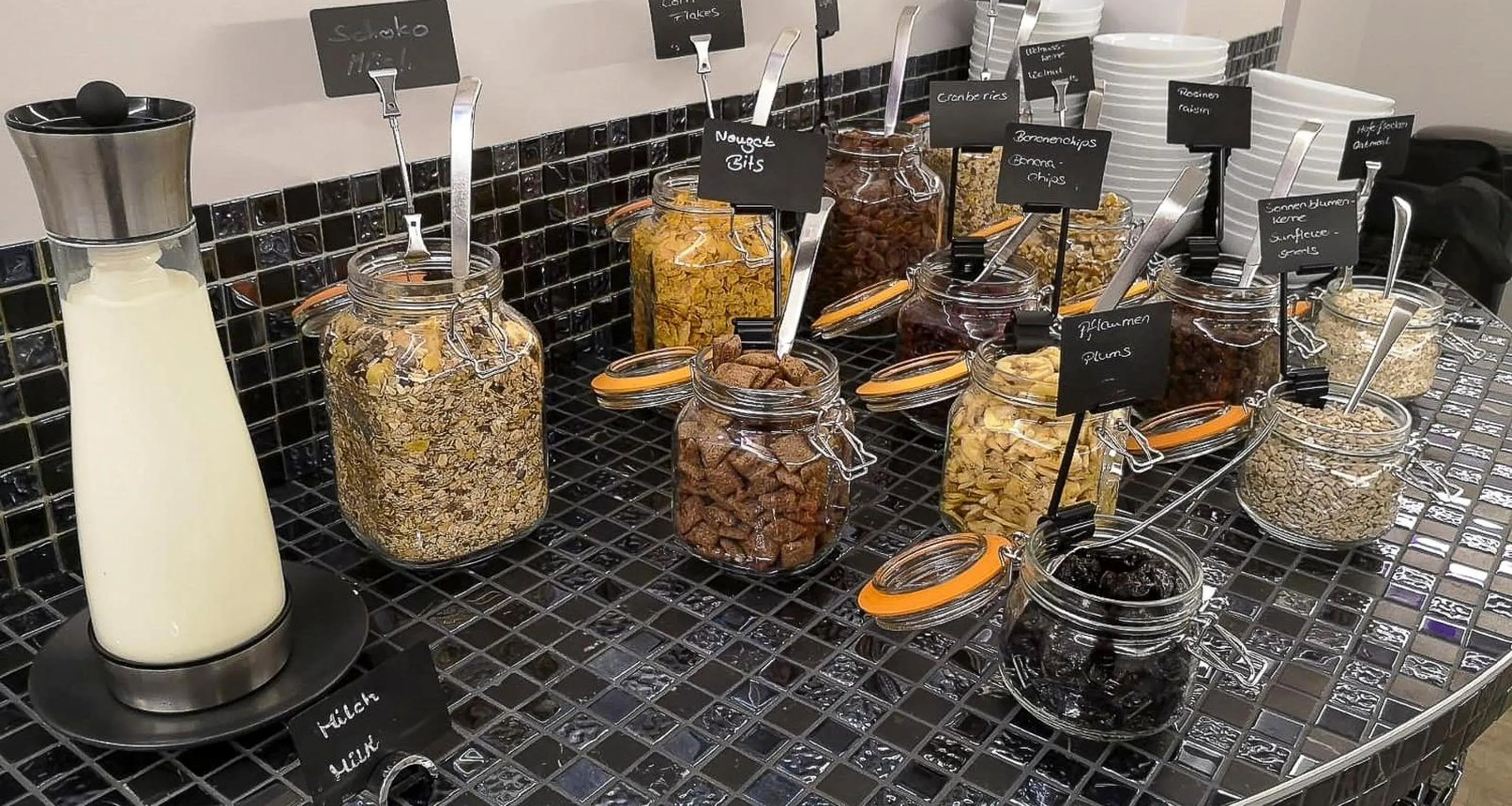 Buffet breakfast in PLAZA INN stays design Dortmund