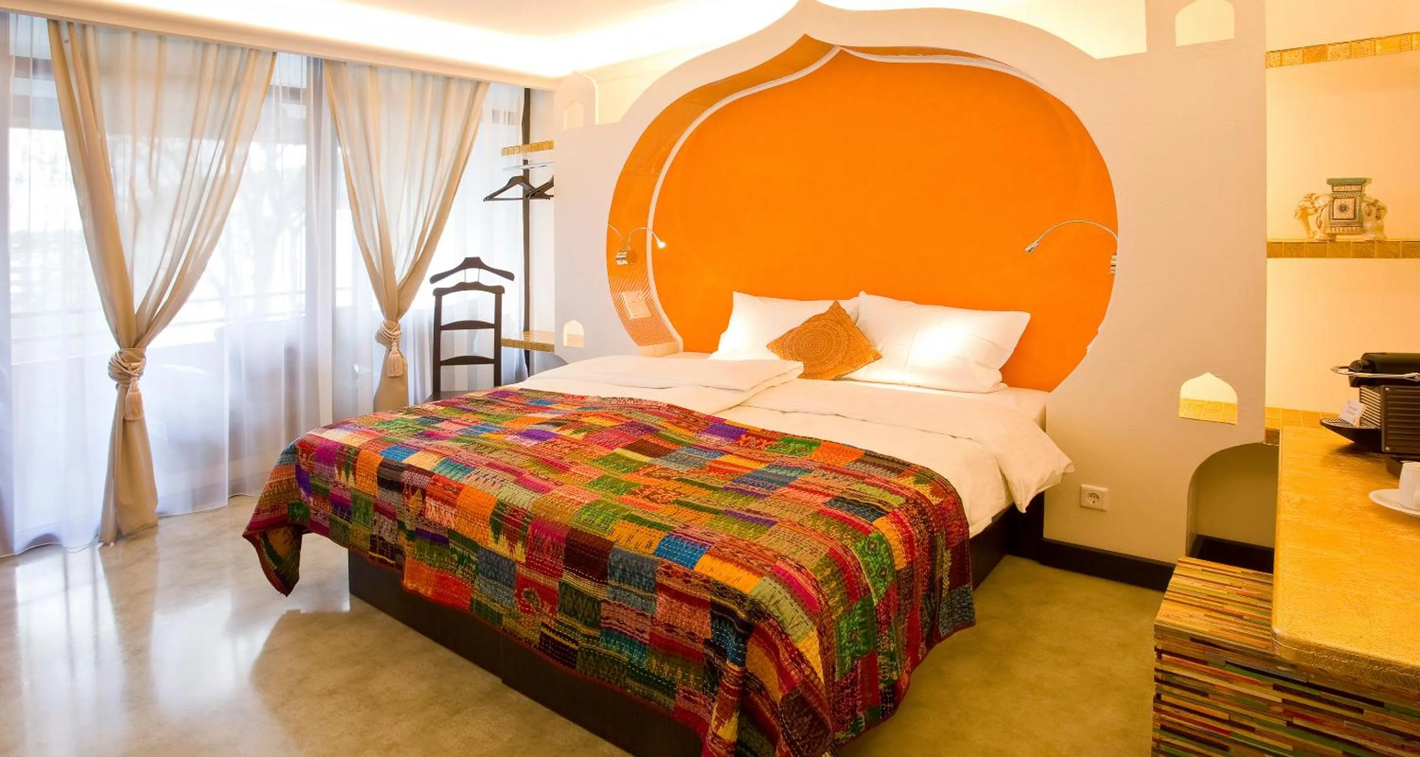 Photo of the whole room, Bed in PLAZA INN stays design Dortmund