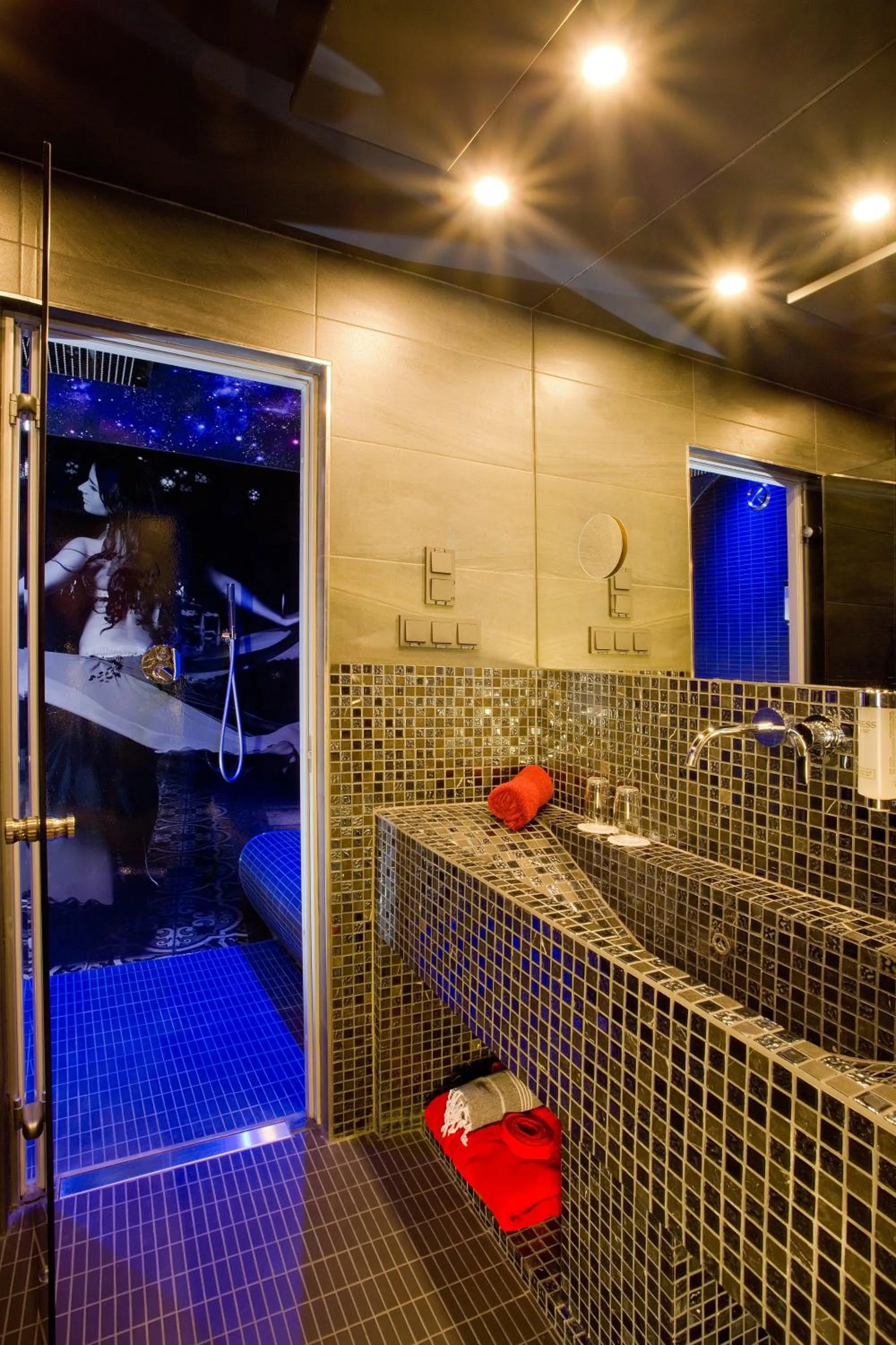 Toilet in PLAZA INN stays design Dortmund