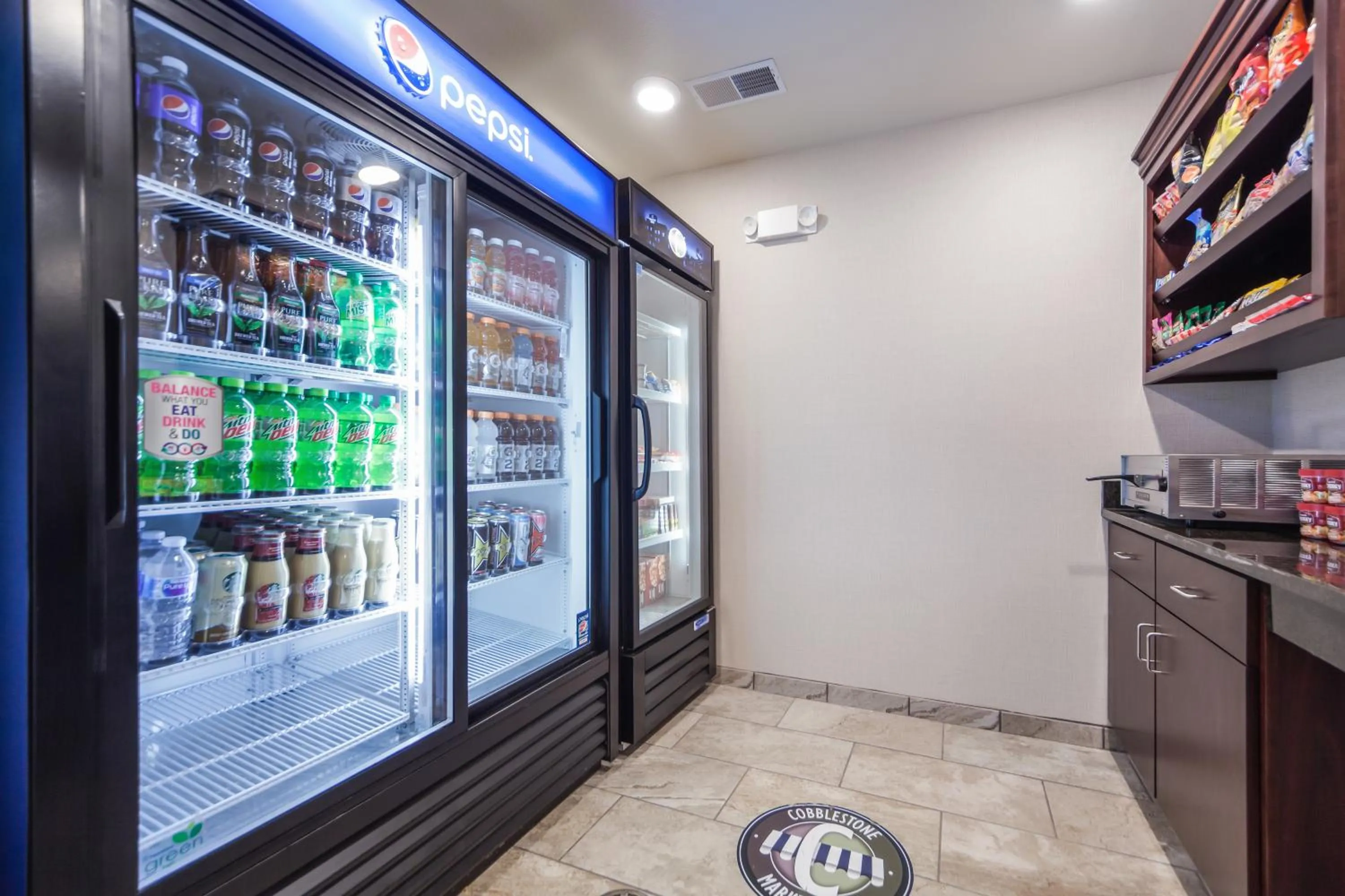 On-site shops in Cobblestone Inn & Suites - Holdrege