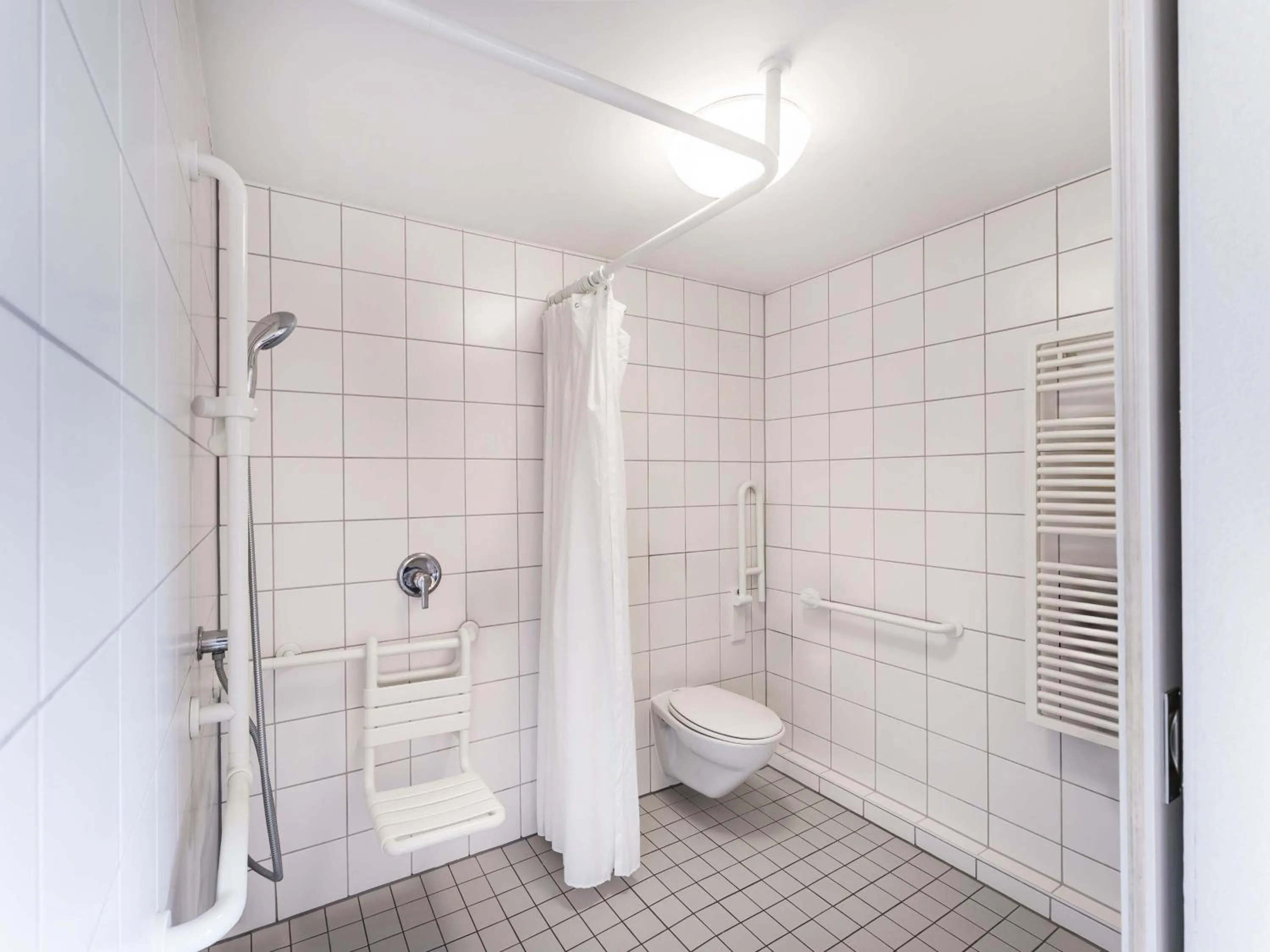 Bathroom in B&B HOTEL Freiburg-West