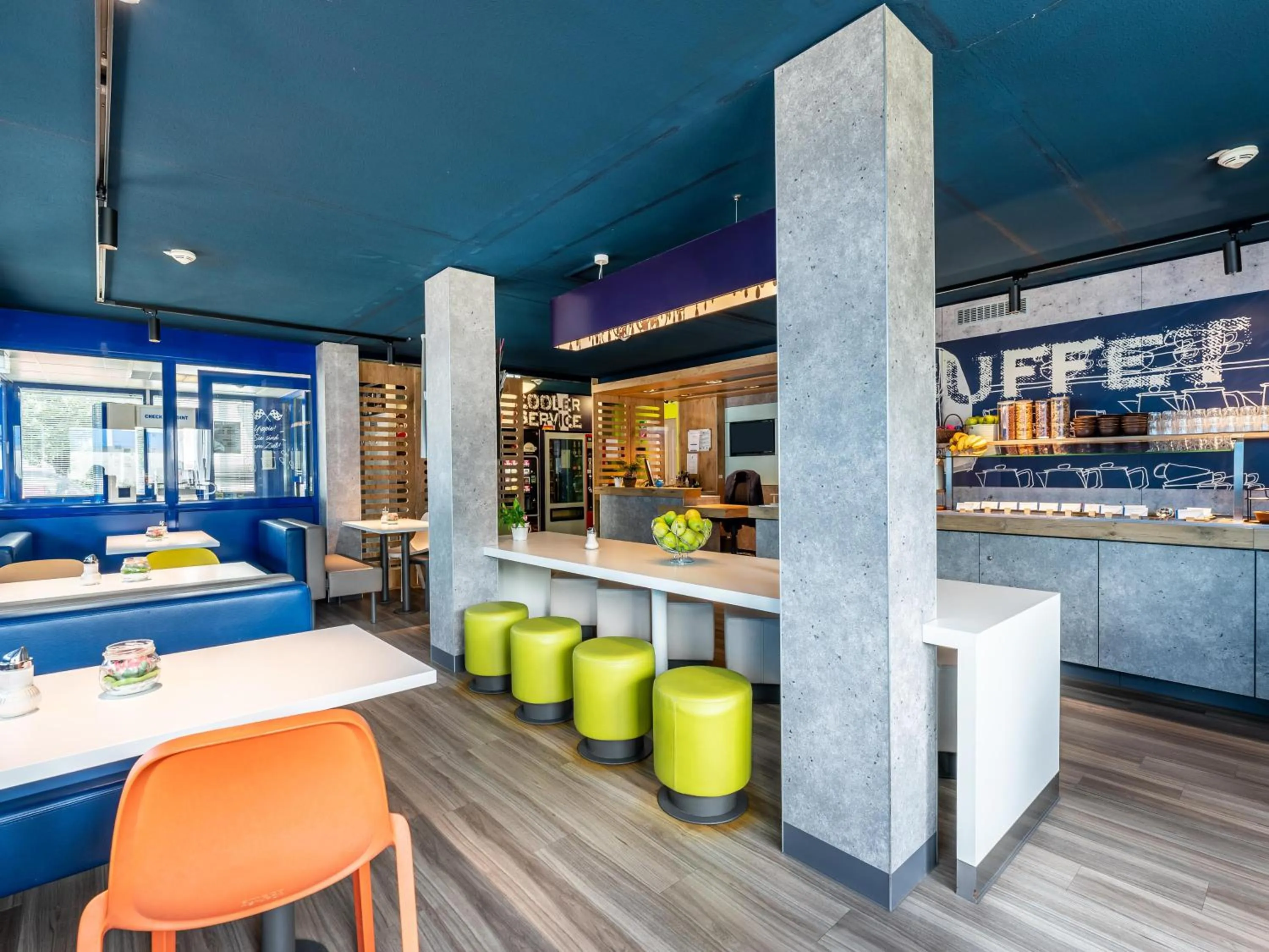 Restaurant/places to eat in ibis budget Freiburg Sued