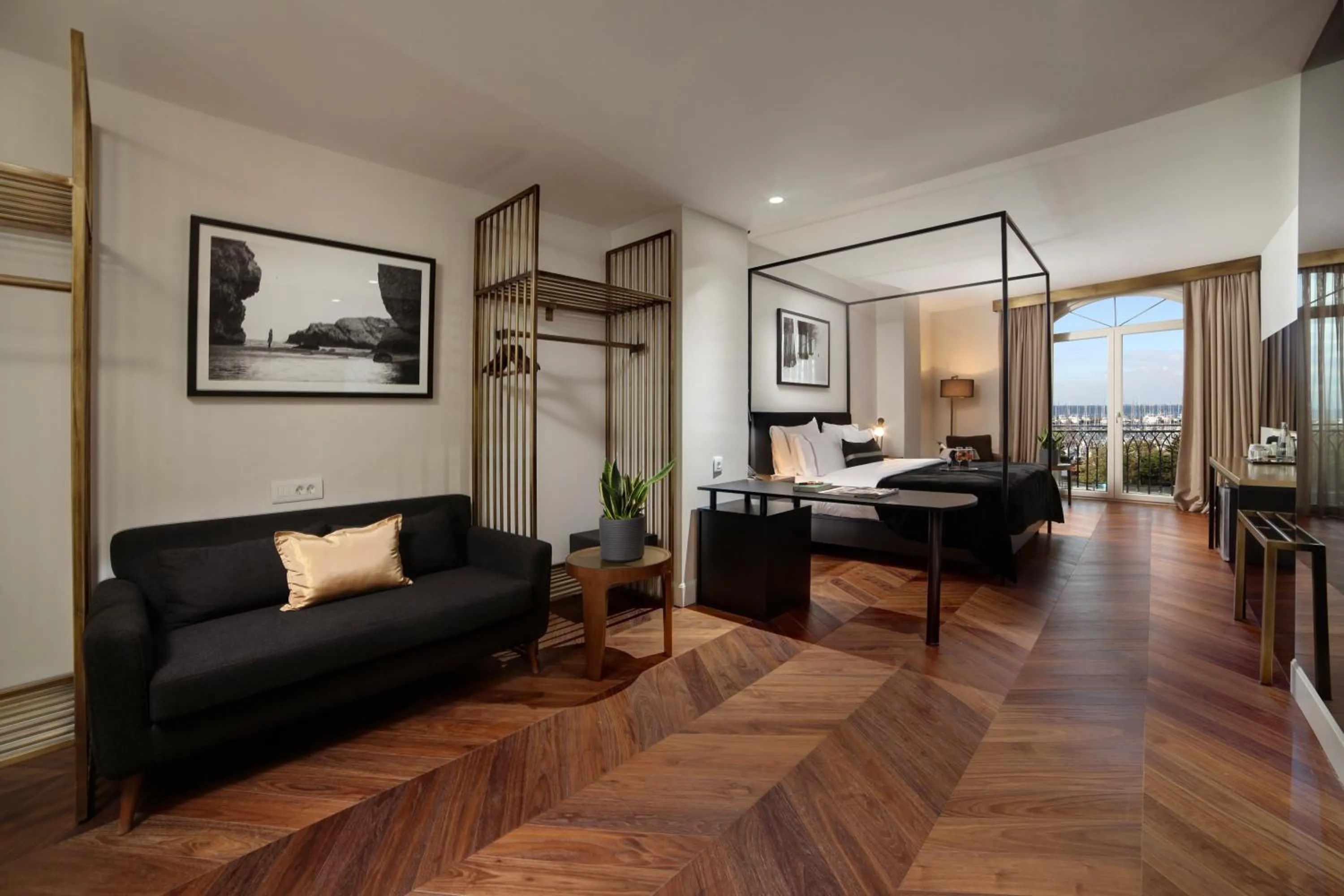 Seating area in 39 Kalamış Marina Hotel & Restaurant