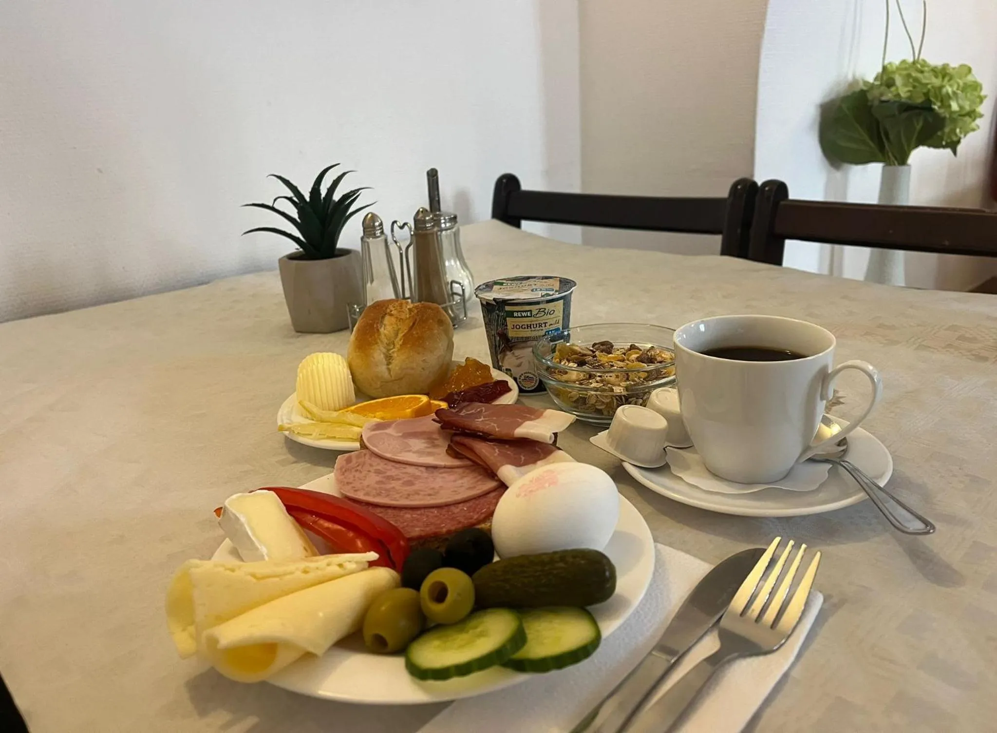 Breakfast in Hotel Amelie Berlin