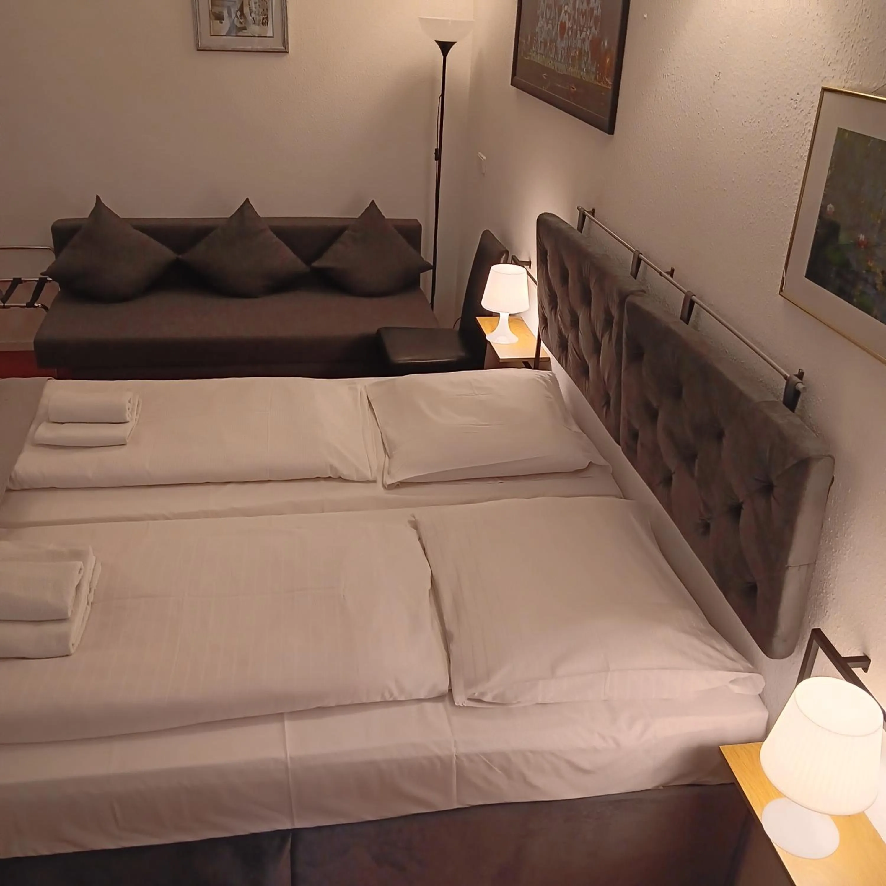 Bed in Hotel Amelie Berlin