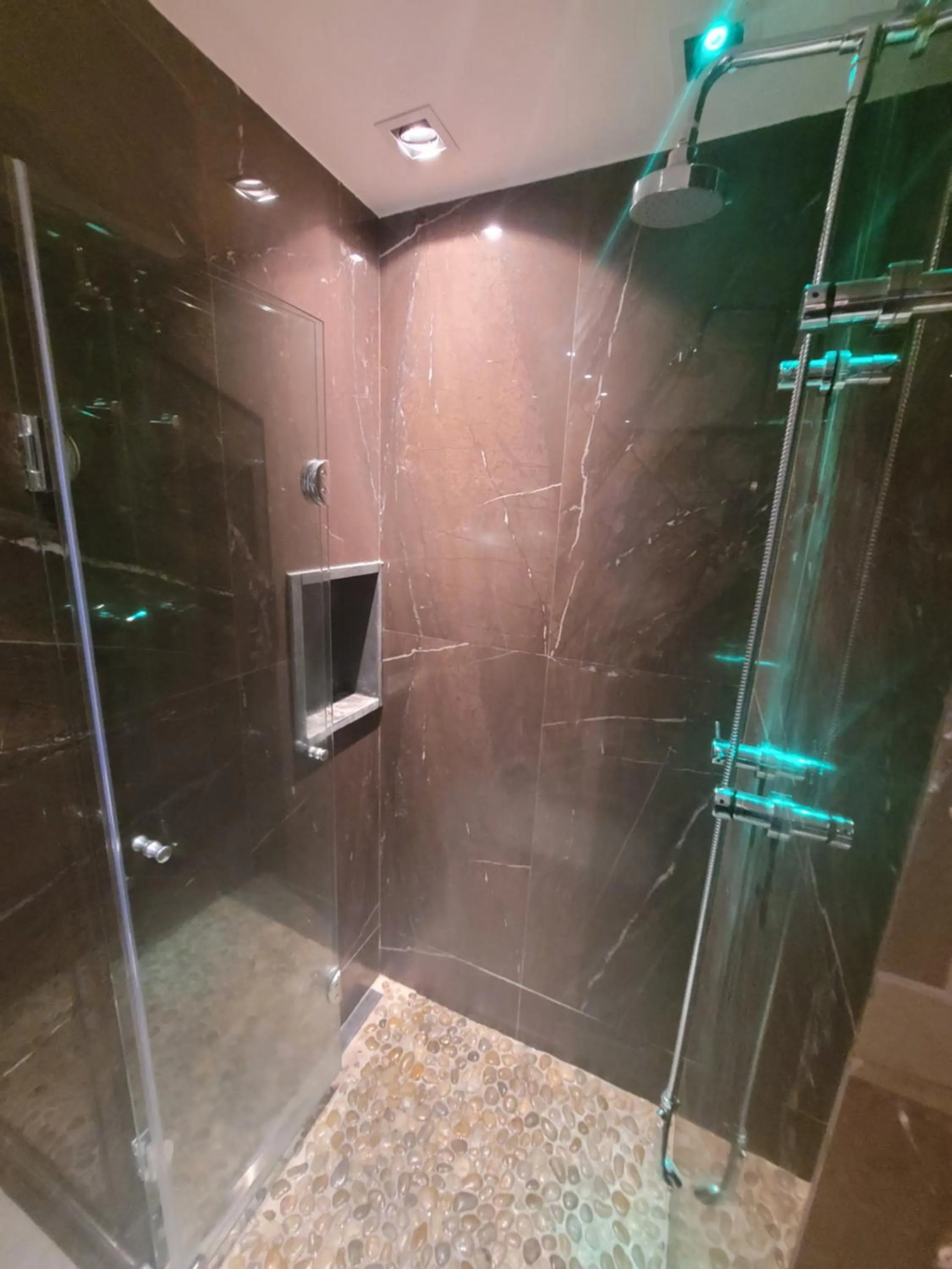 Shower in Flat Vision Executivo Premium By Rei dos Flats