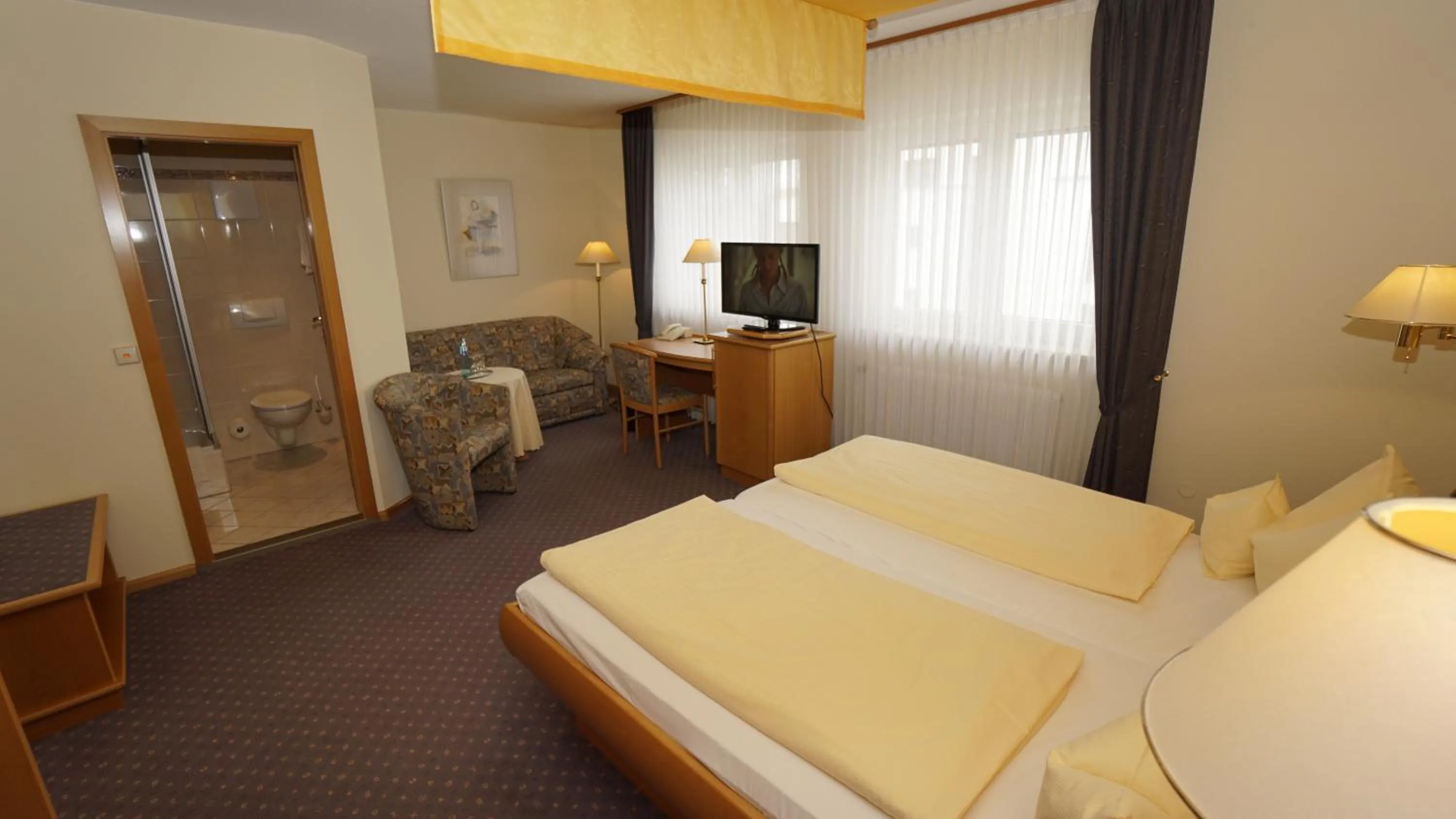 Photo of the whole room, Bed in Hotel Anika