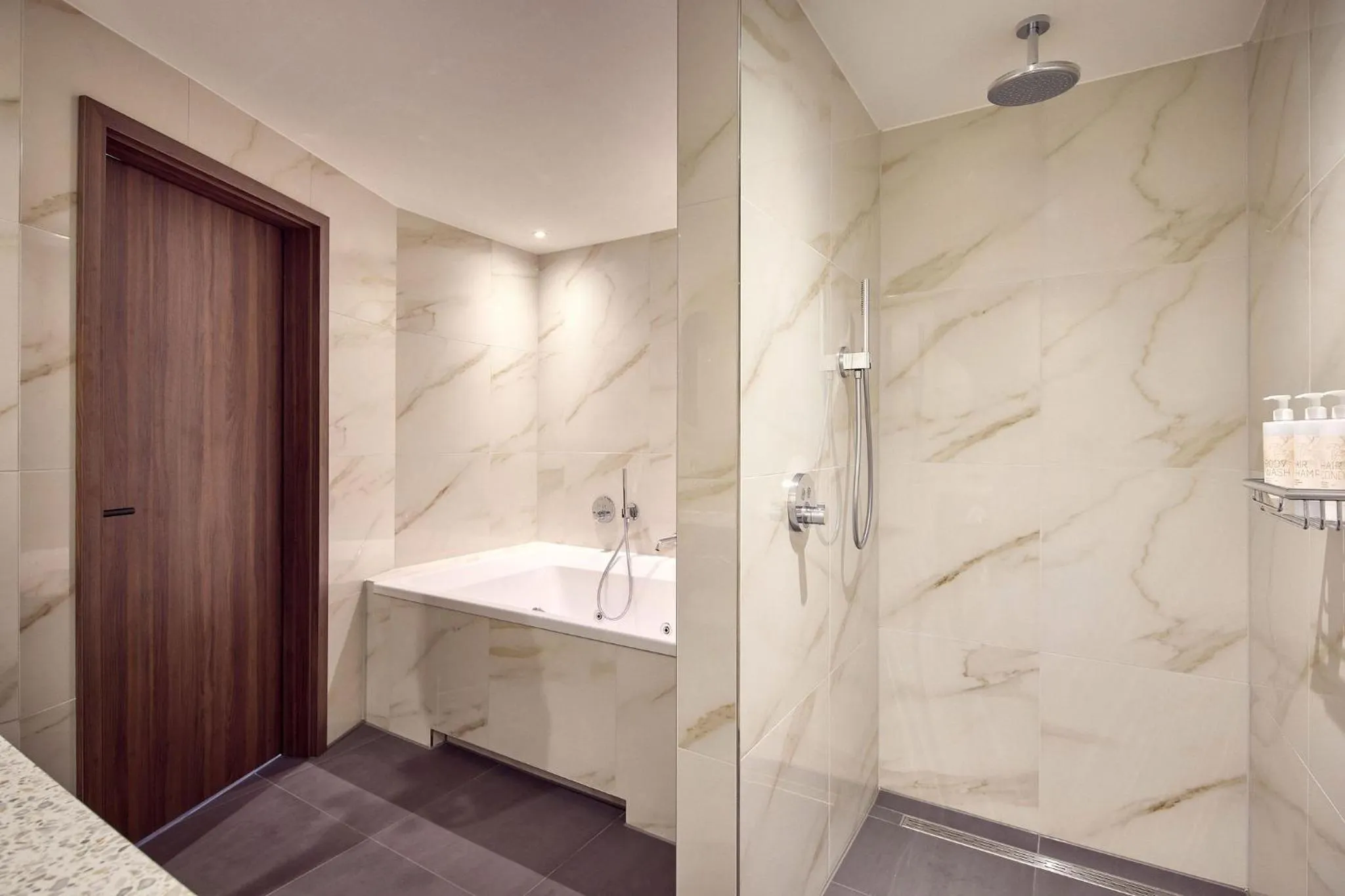 Bathroom in Van der Valk Hotel Melle - Osnabrück