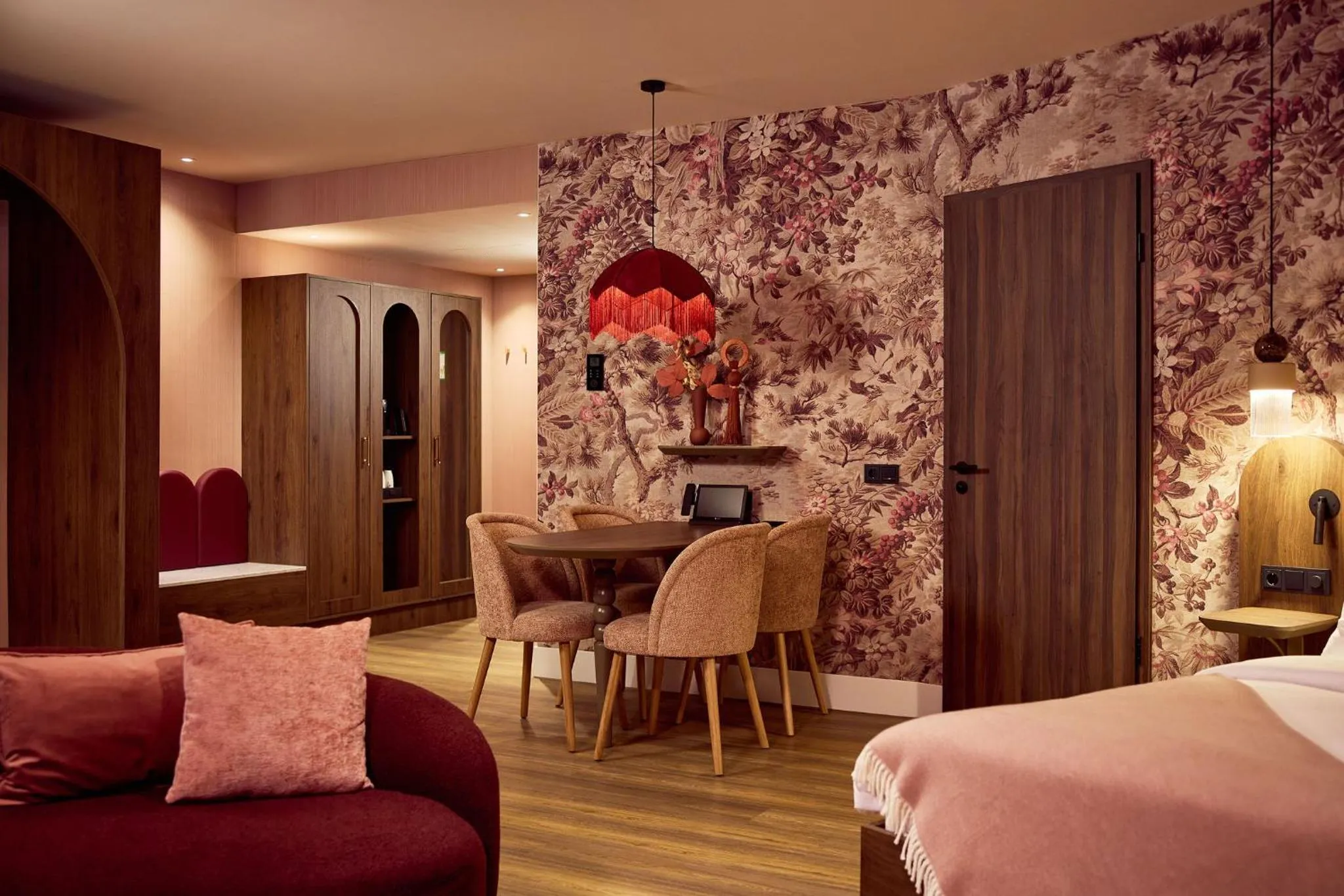 Seating area, Bed in Van der Valk Hotel Melle - Osnabrück