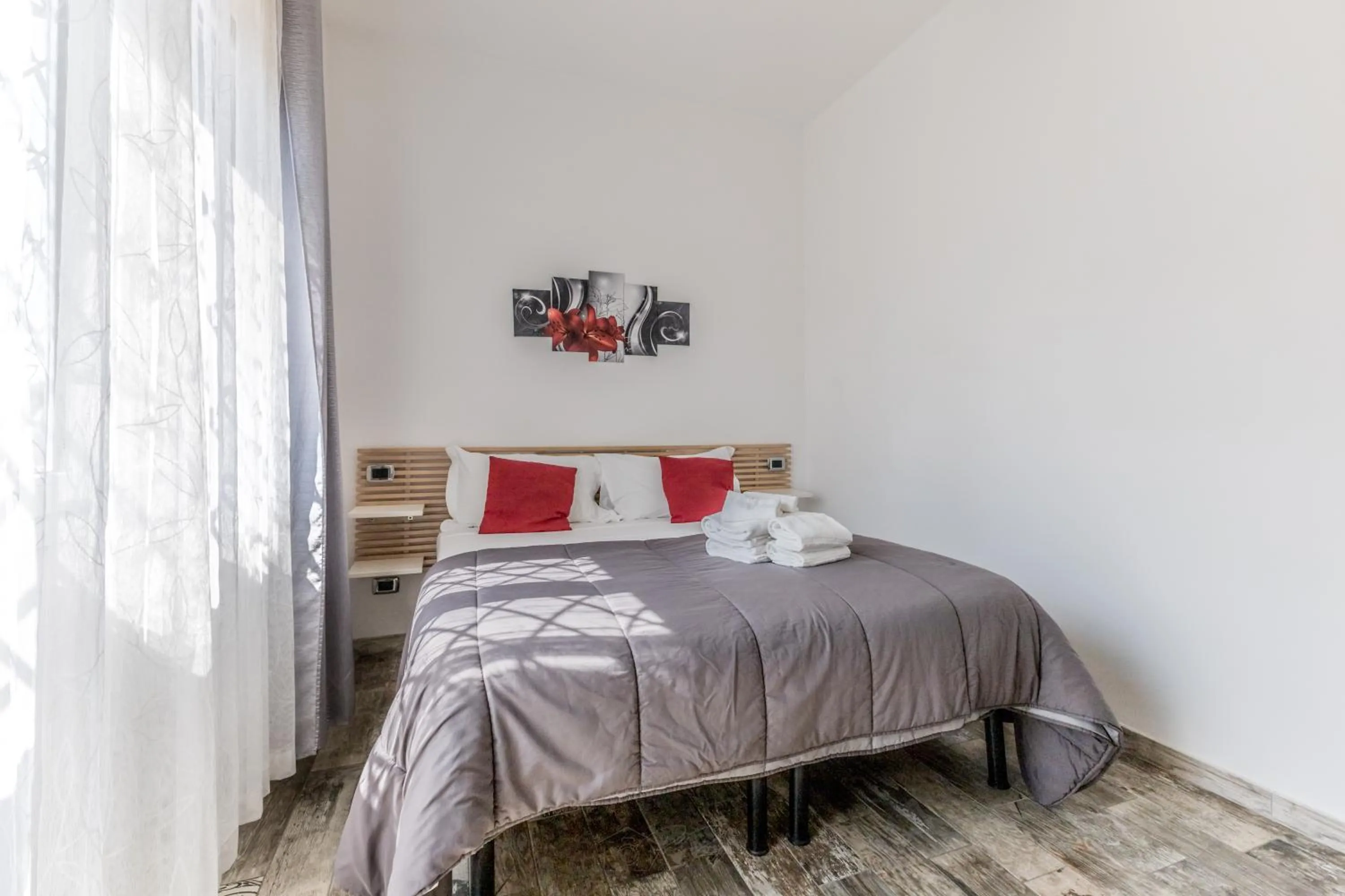 Bed in THAT'S AMORE FIUMICINO Airport