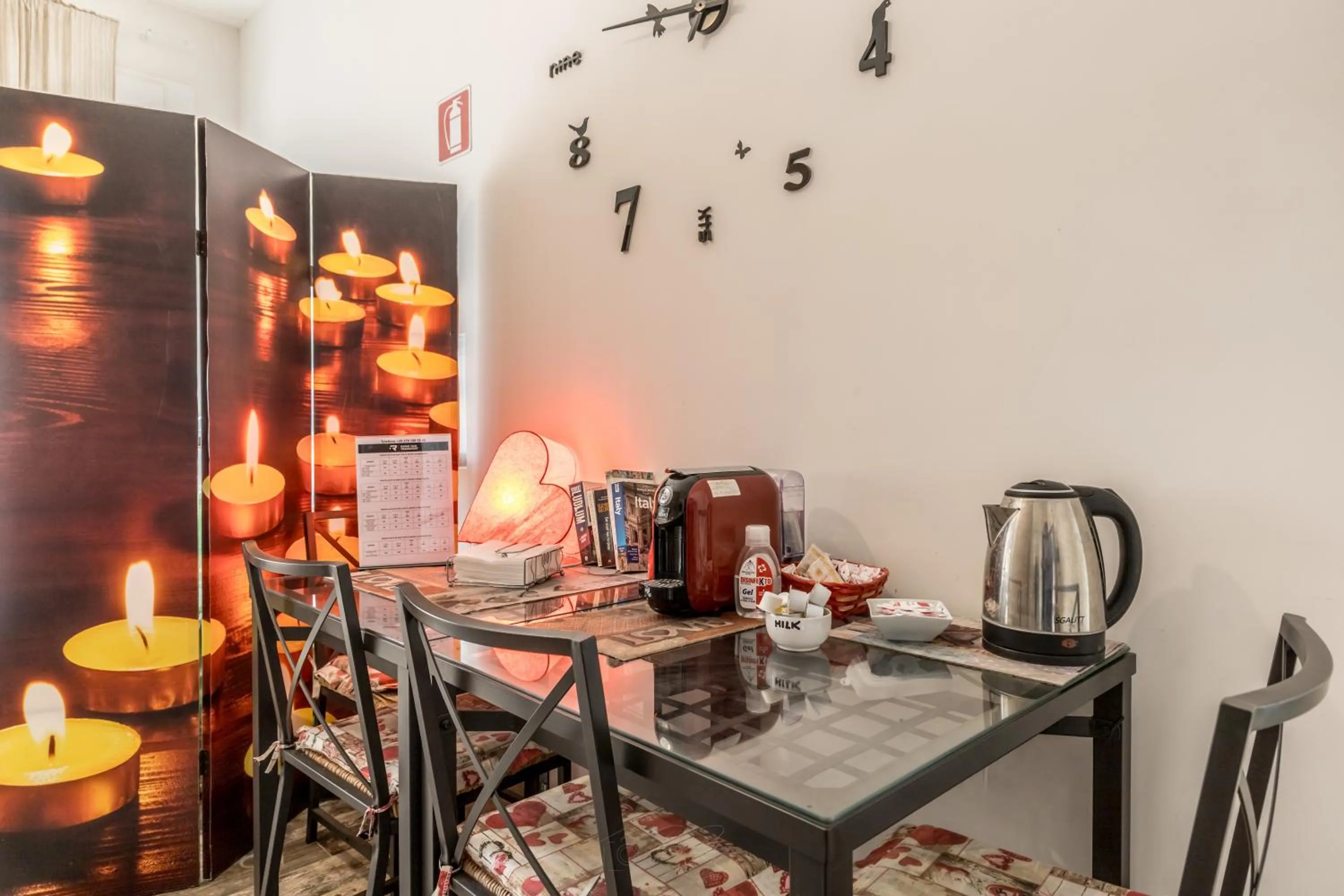 THAT'S AMORE FIUMICINO Airport