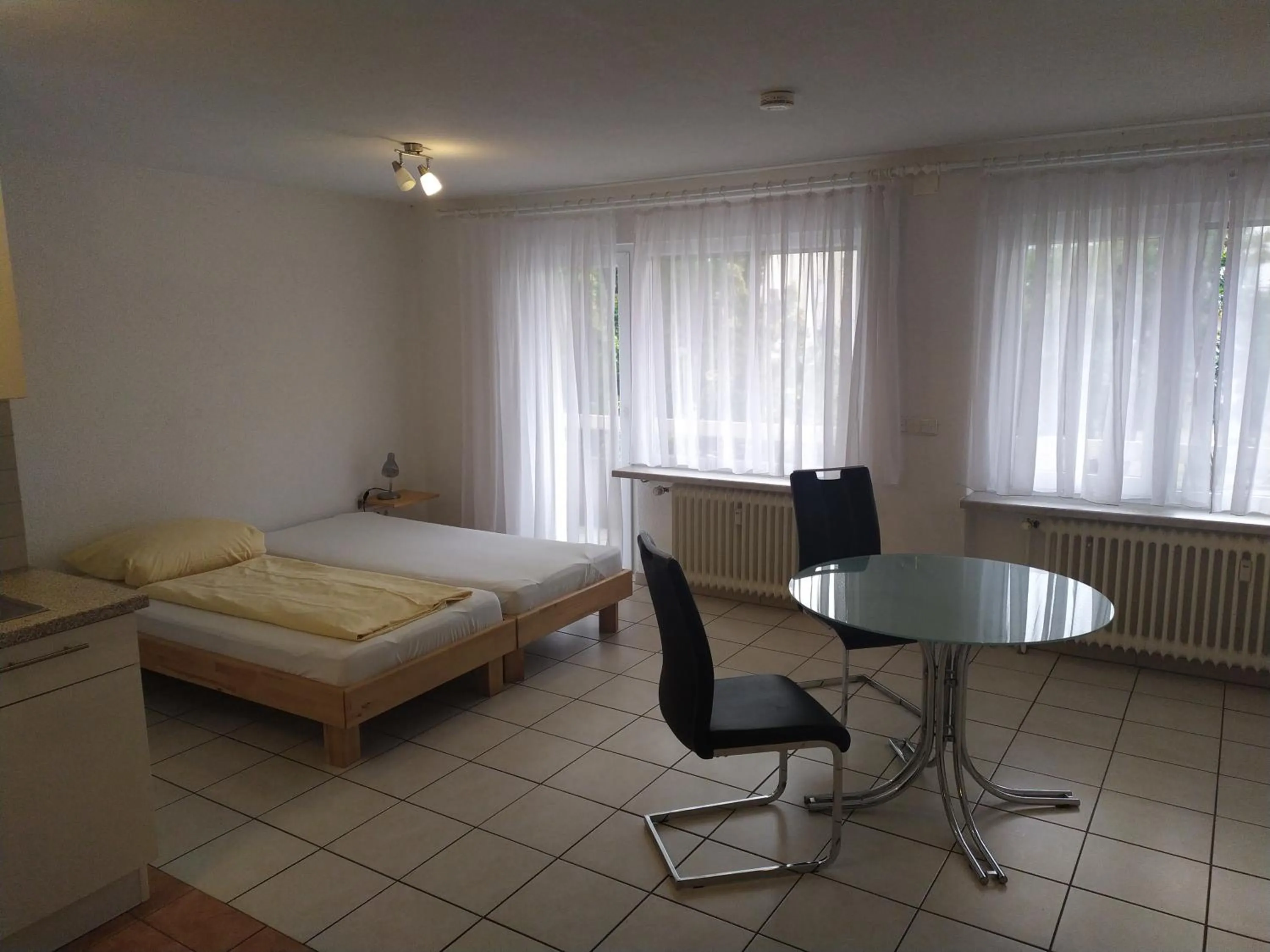 Bed in Hotel Victoria