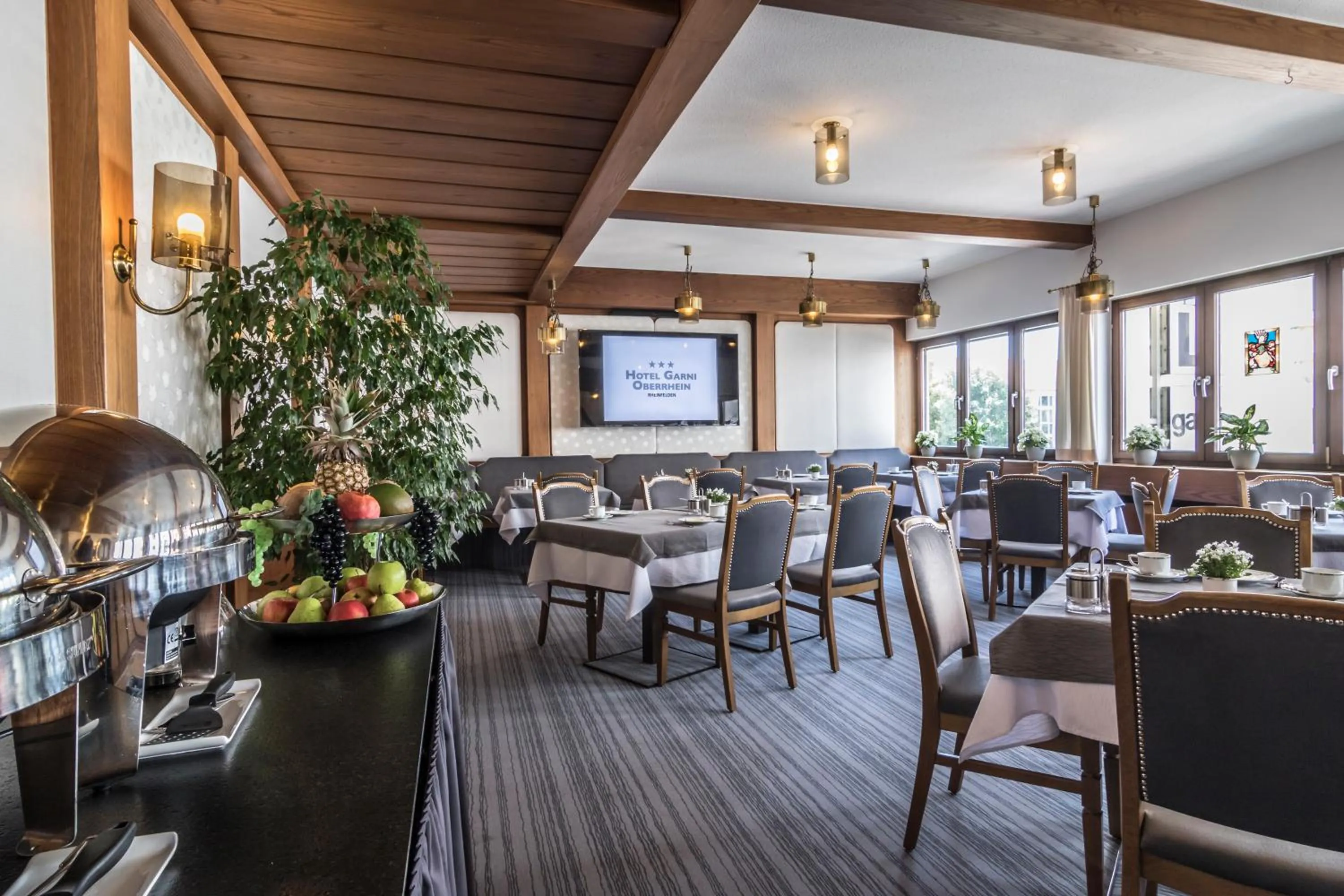 Buffet breakfast in Hotel Garni Oberrhein