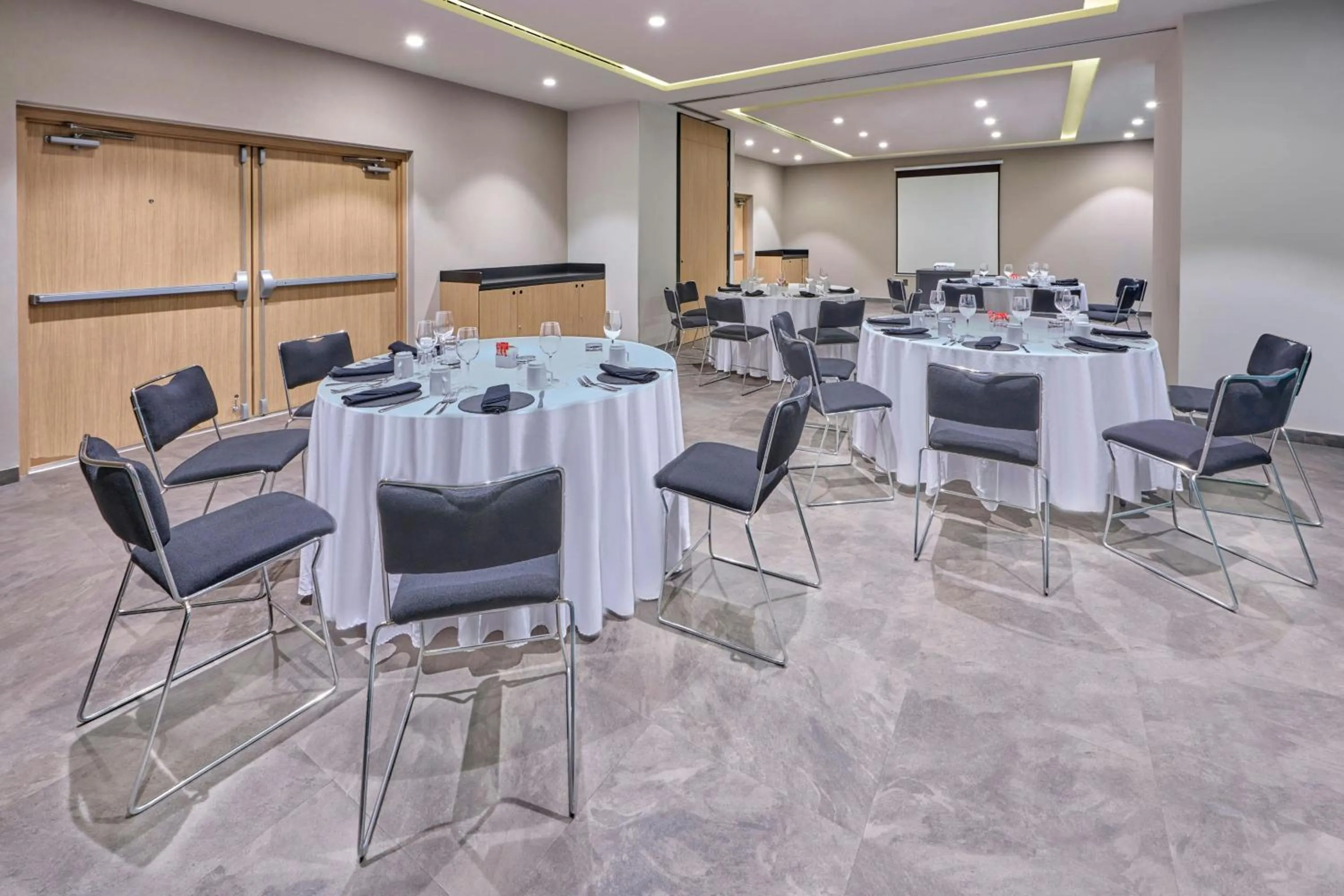 Meeting/conference room in City Express Plus by Marriott Guadalajara Providencia