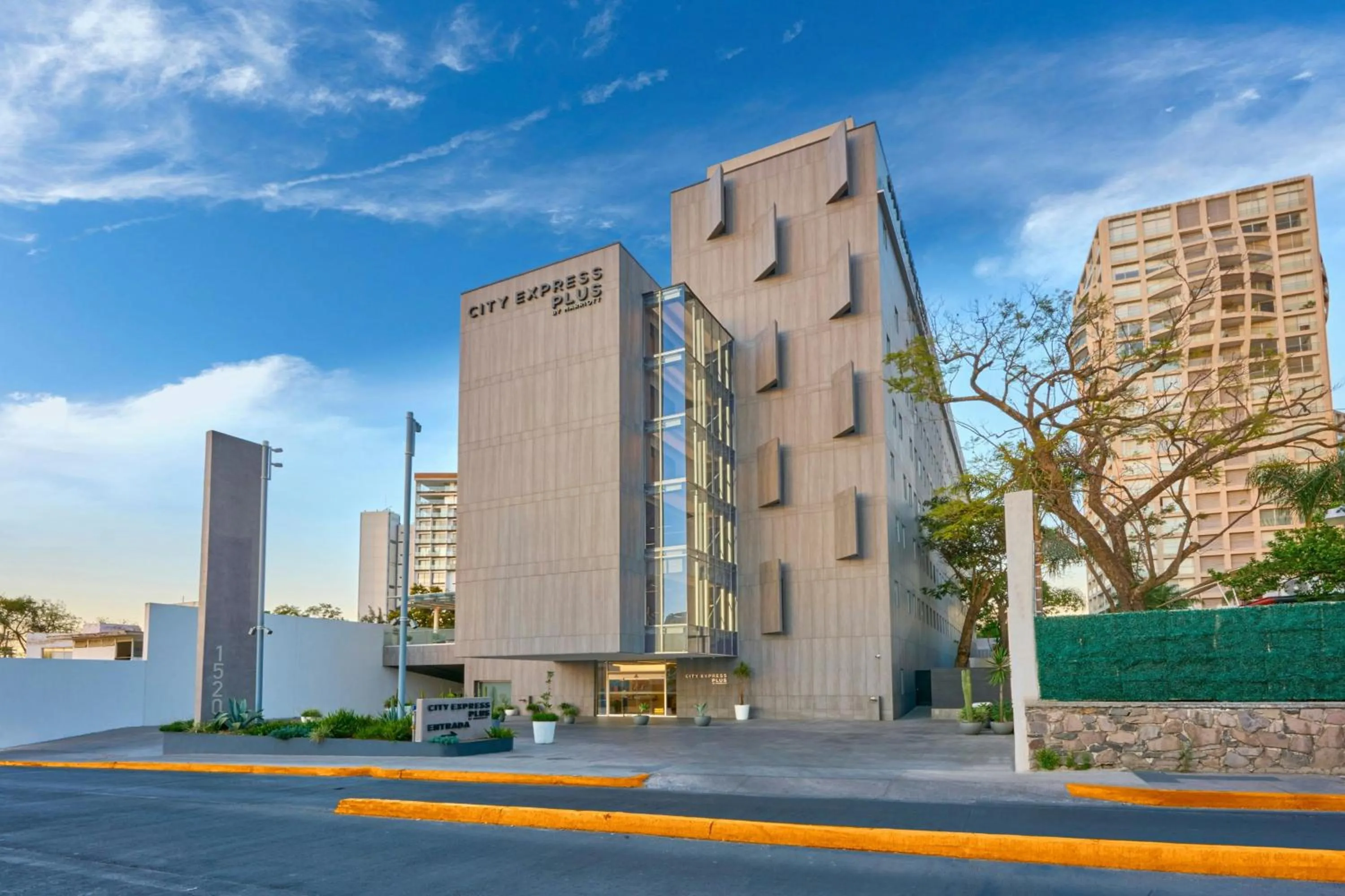 Property building in City Express Plus by Marriott Guadalajara Providencia