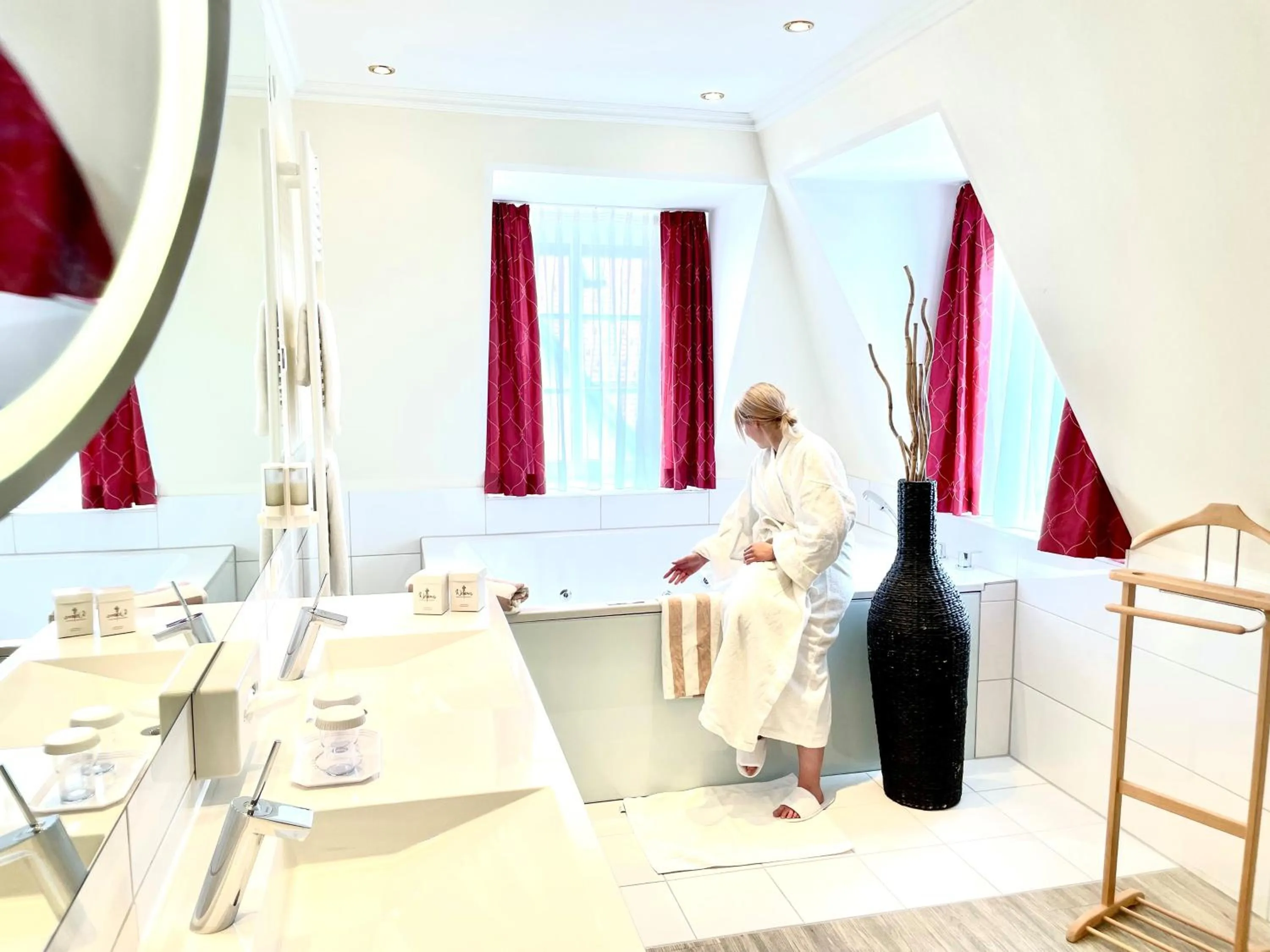 Hot Tub in Hotel Schlosskrone