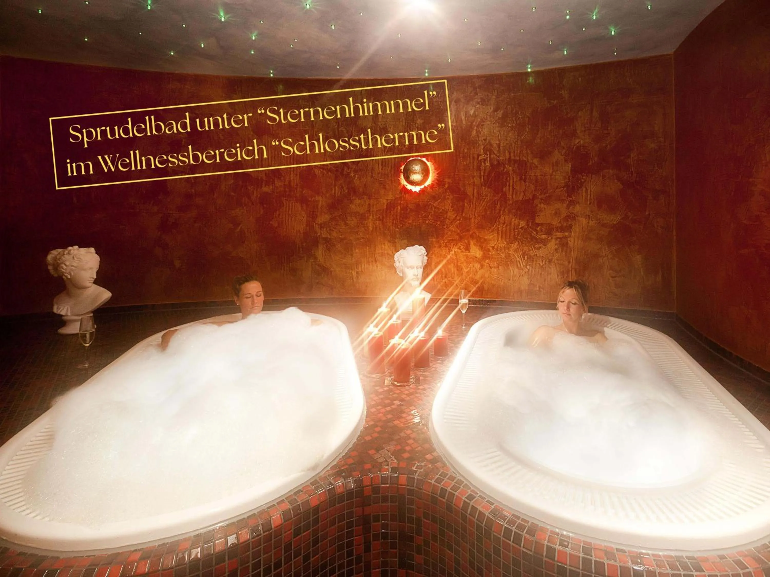 Hot Tub in Hotel Schlosskrone
