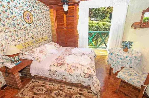 Standard Triple Room in Nova Pousada Chamonix Standard Triple Room in Nova Pousada Chamonix