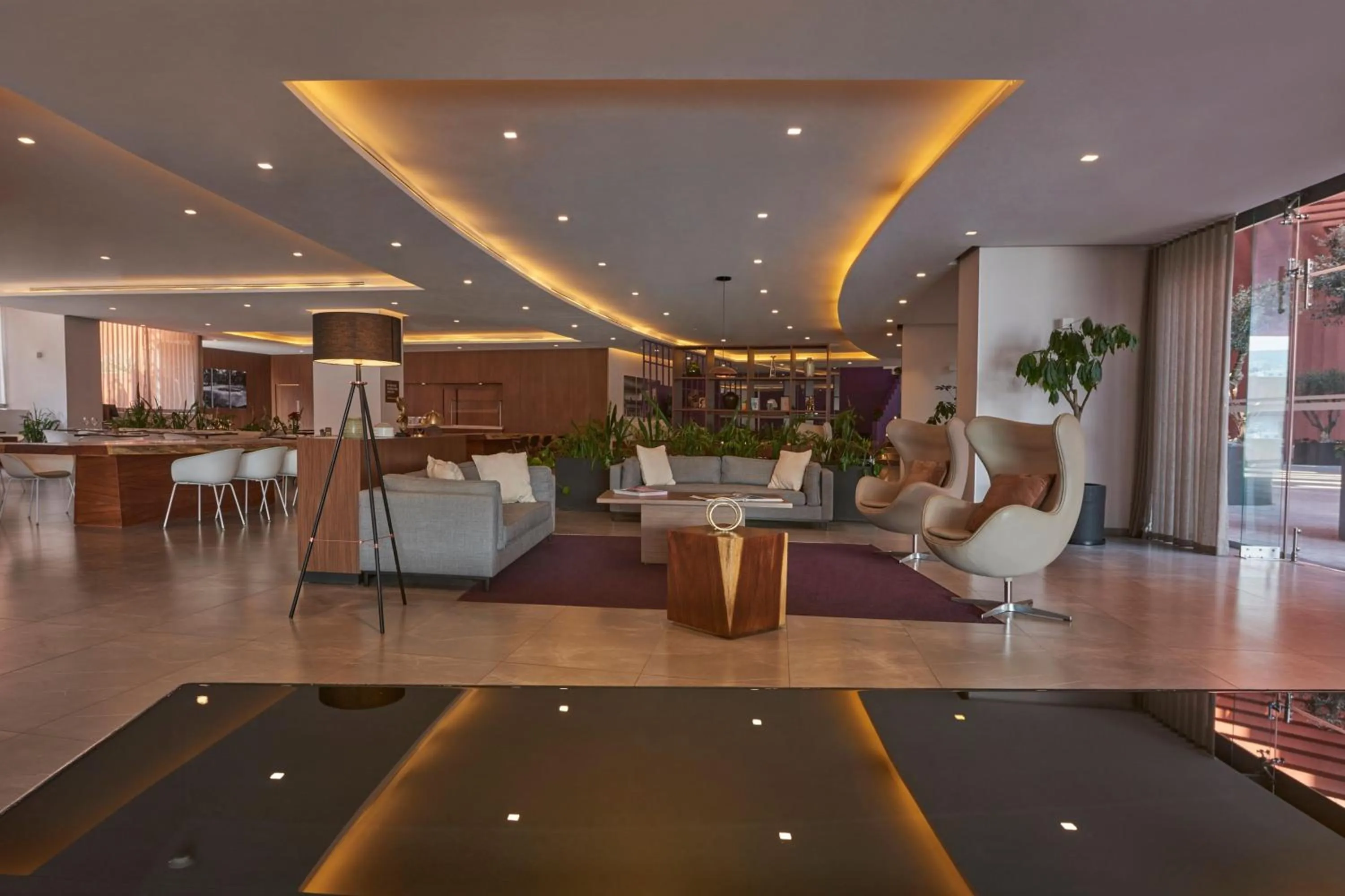 Lobby or reception in City Express Plus by Marriott San Luis Potosi
