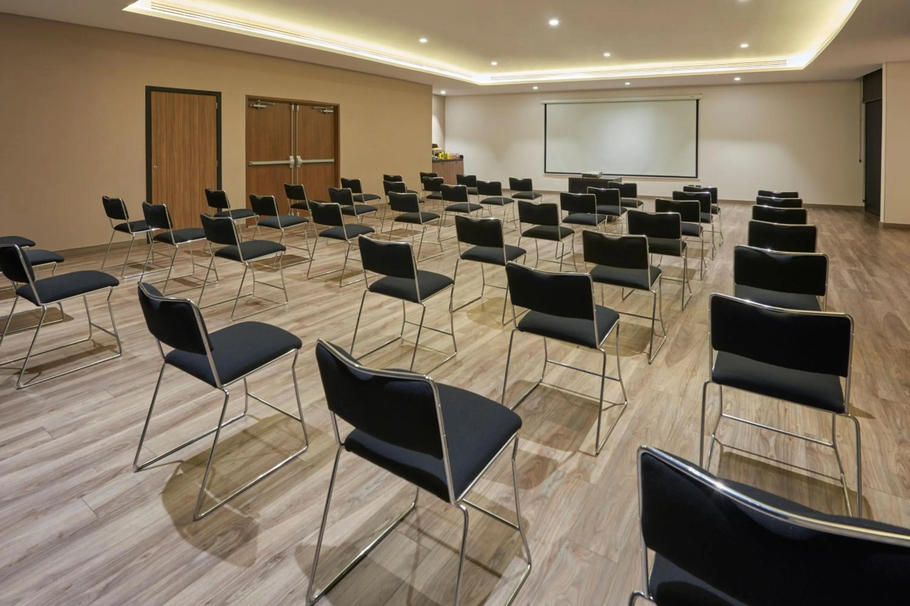 Meeting/conference room in City Express Plus by Marriott San Luis Potosi