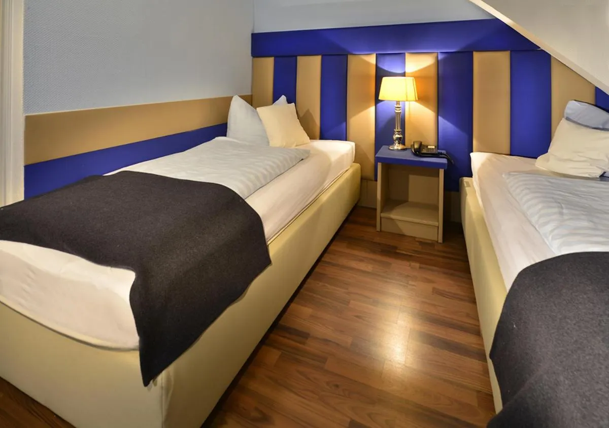 Photo of the whole room in Hotel Am Wehrhahn