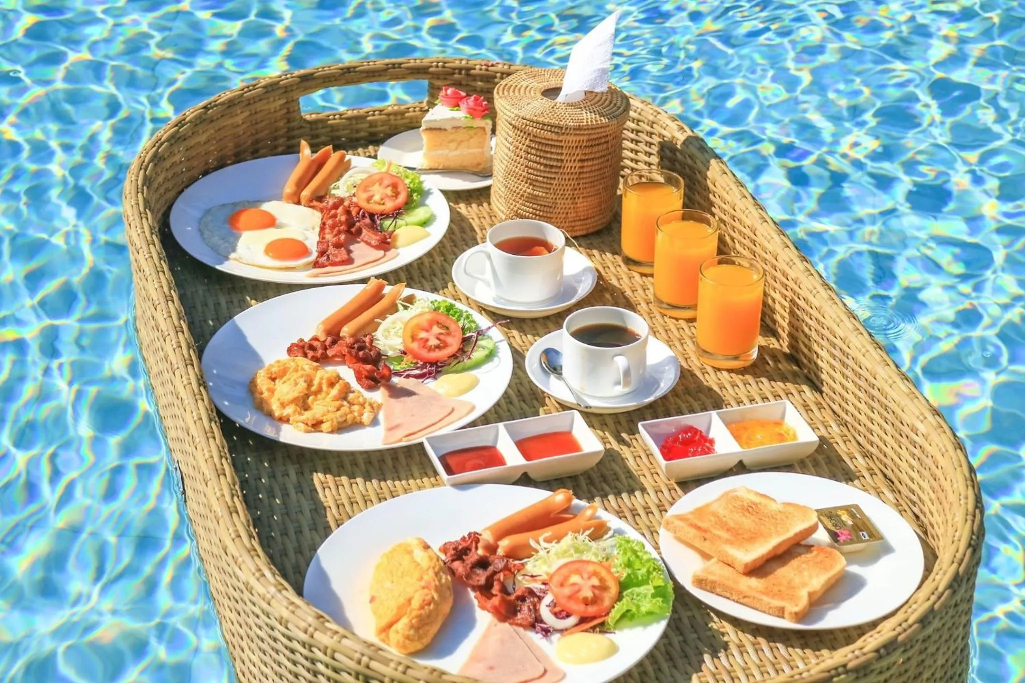 American breakfast in Resto Sea Resort - Baan Krut