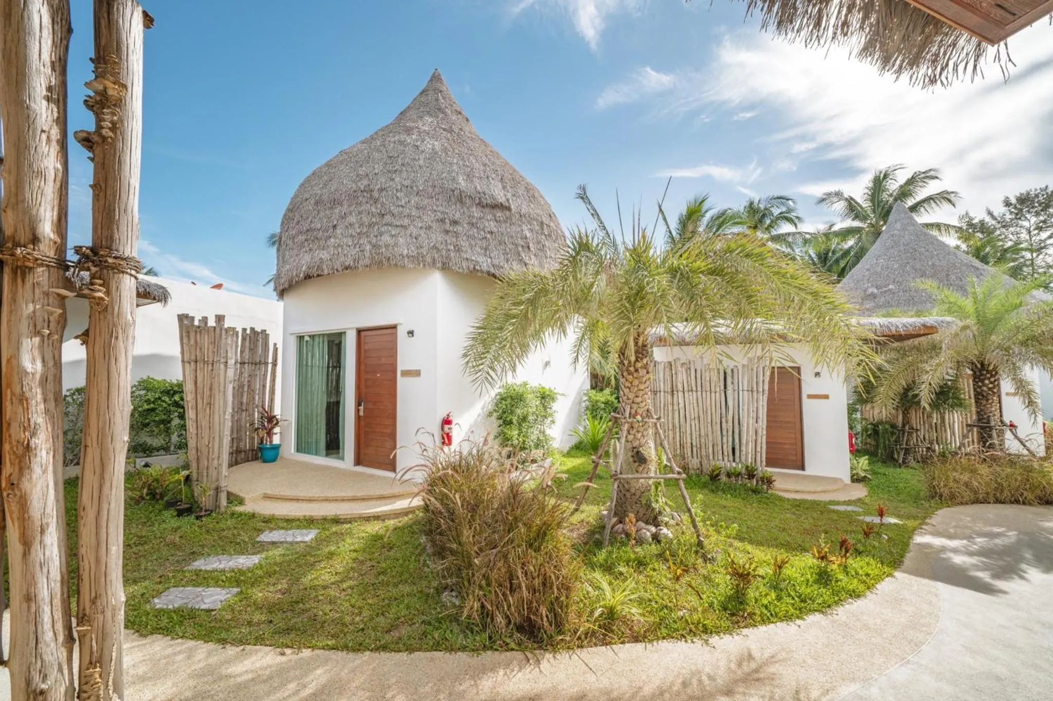 Garden in Resto Sea Resort - Baan Krut