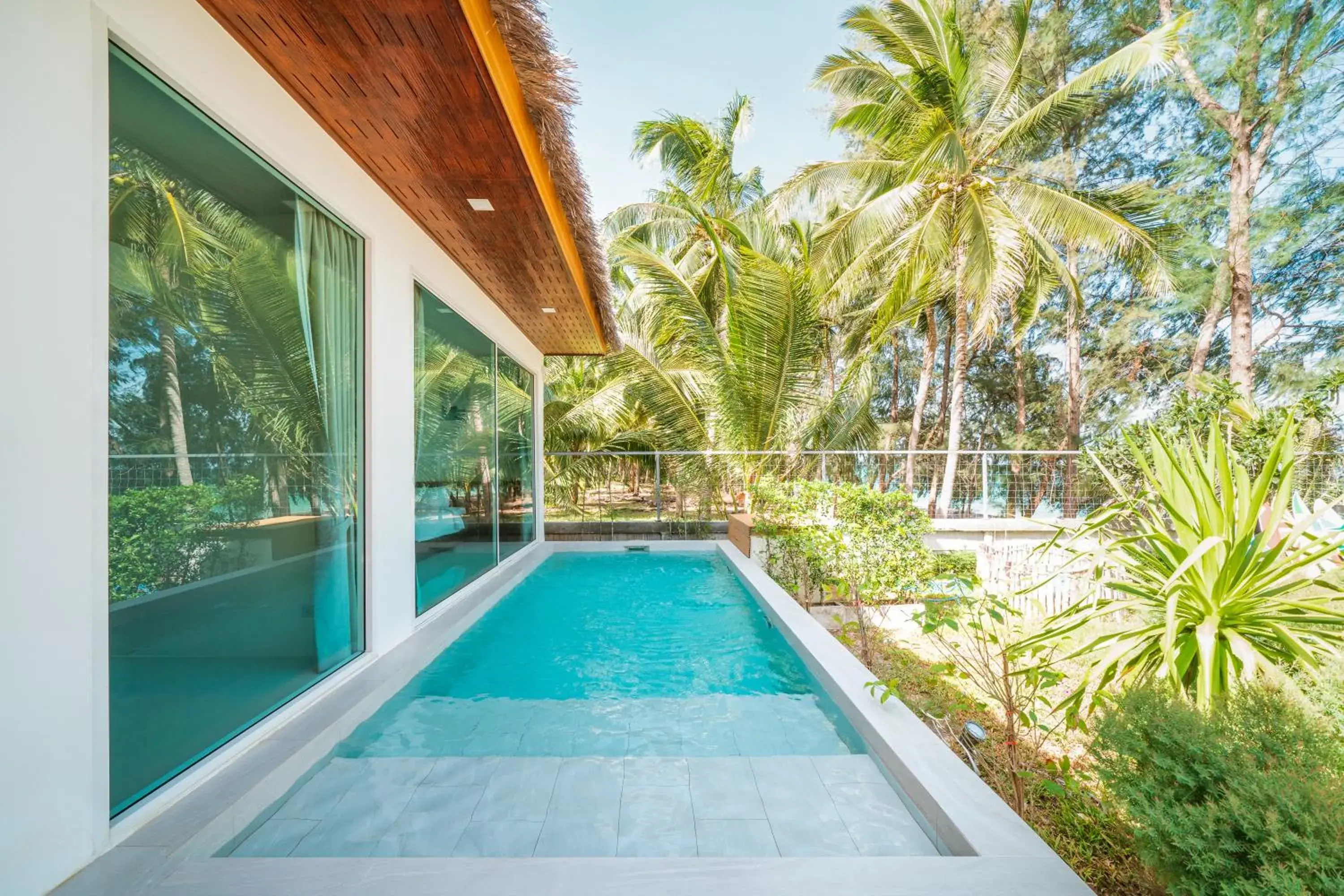 Grand Deluxe Beach Front pool Villa in Resto Sea Resort - Baan Krut Grand Deluxe Beach Front pool Villa in Resto Sea Resort - Baan Krut