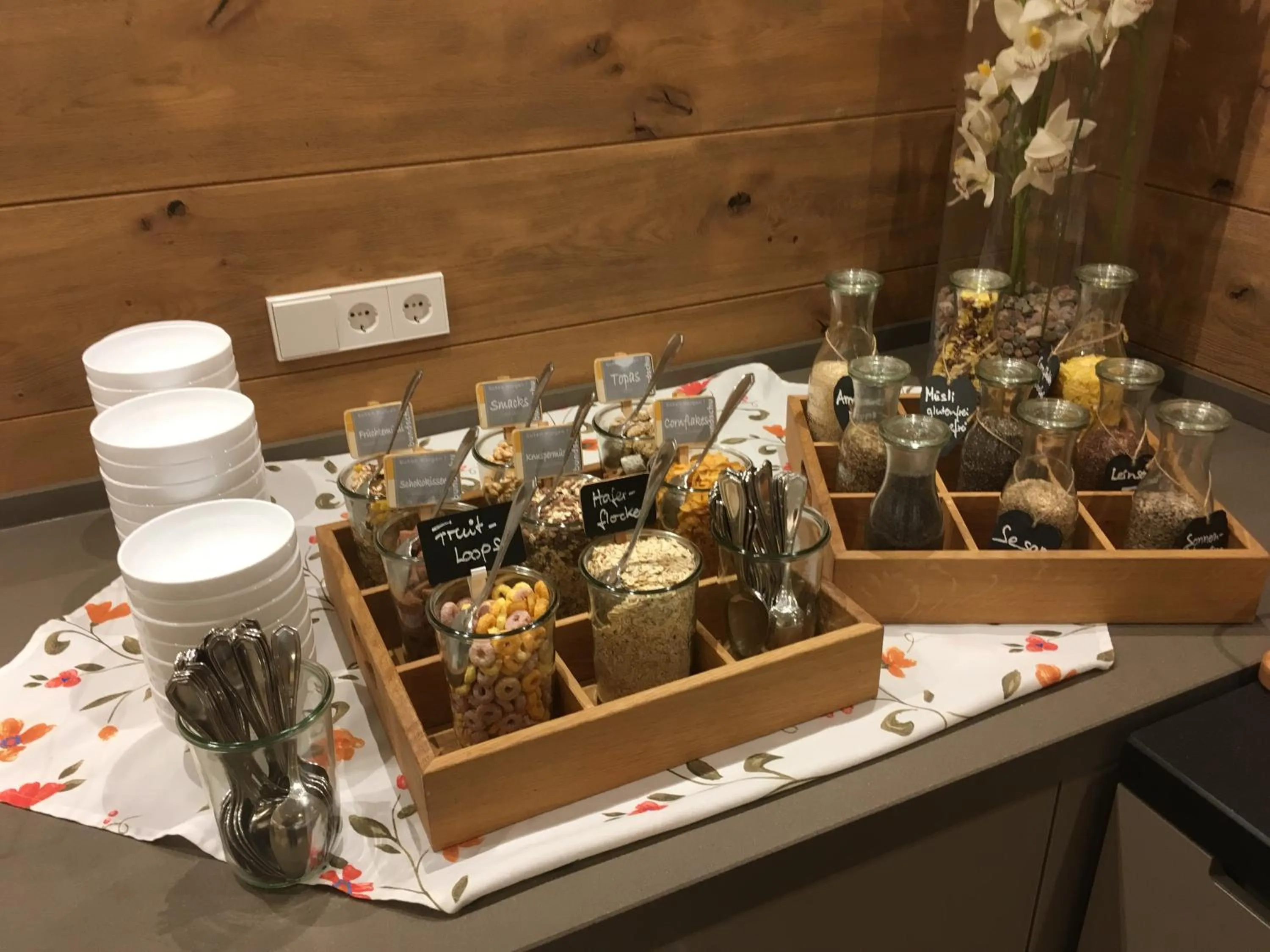 Buffet breakfast in Ringhotel Bundschu