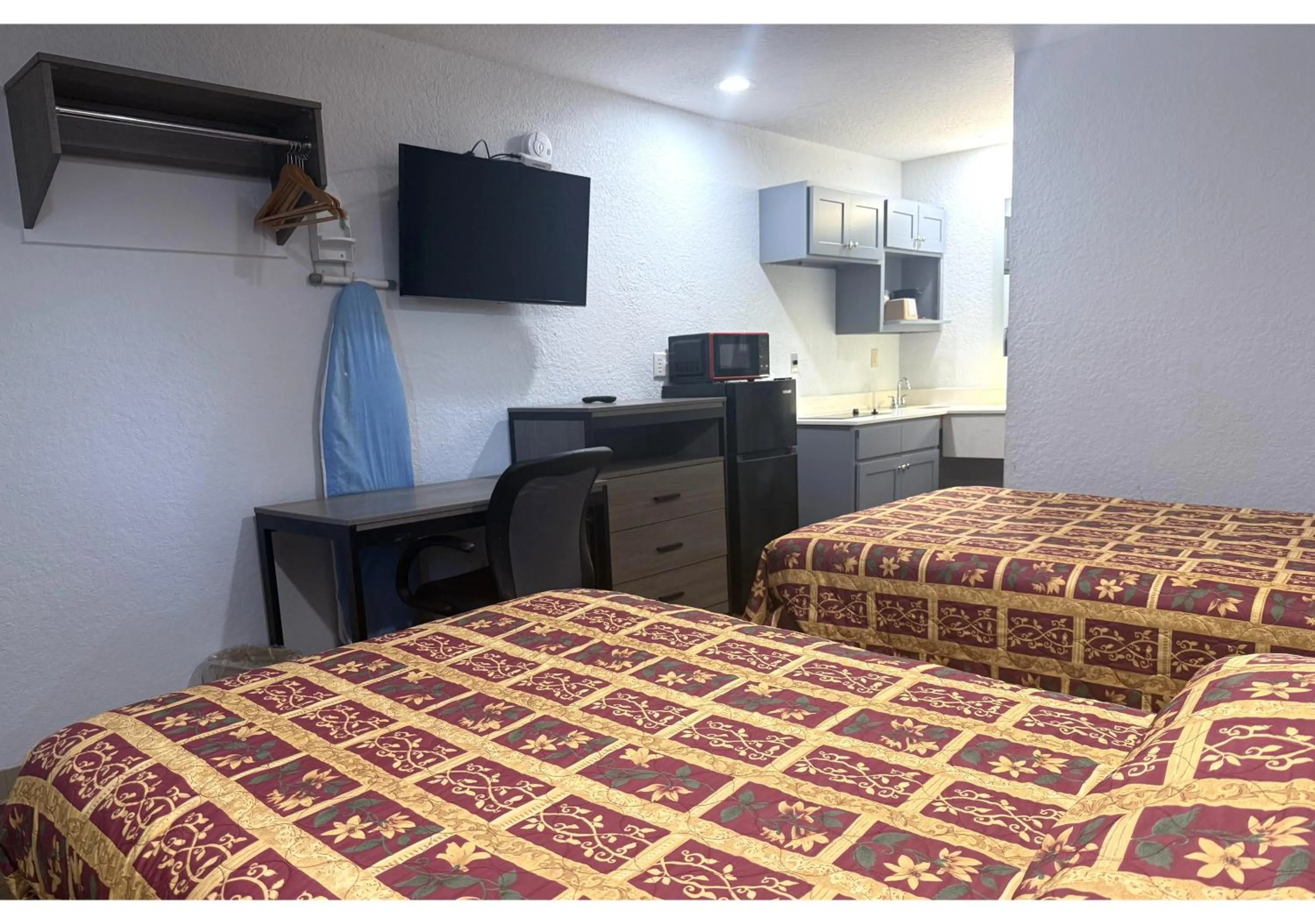 Bedroom, Bed in Economy Lodge by Hotel O Texas City