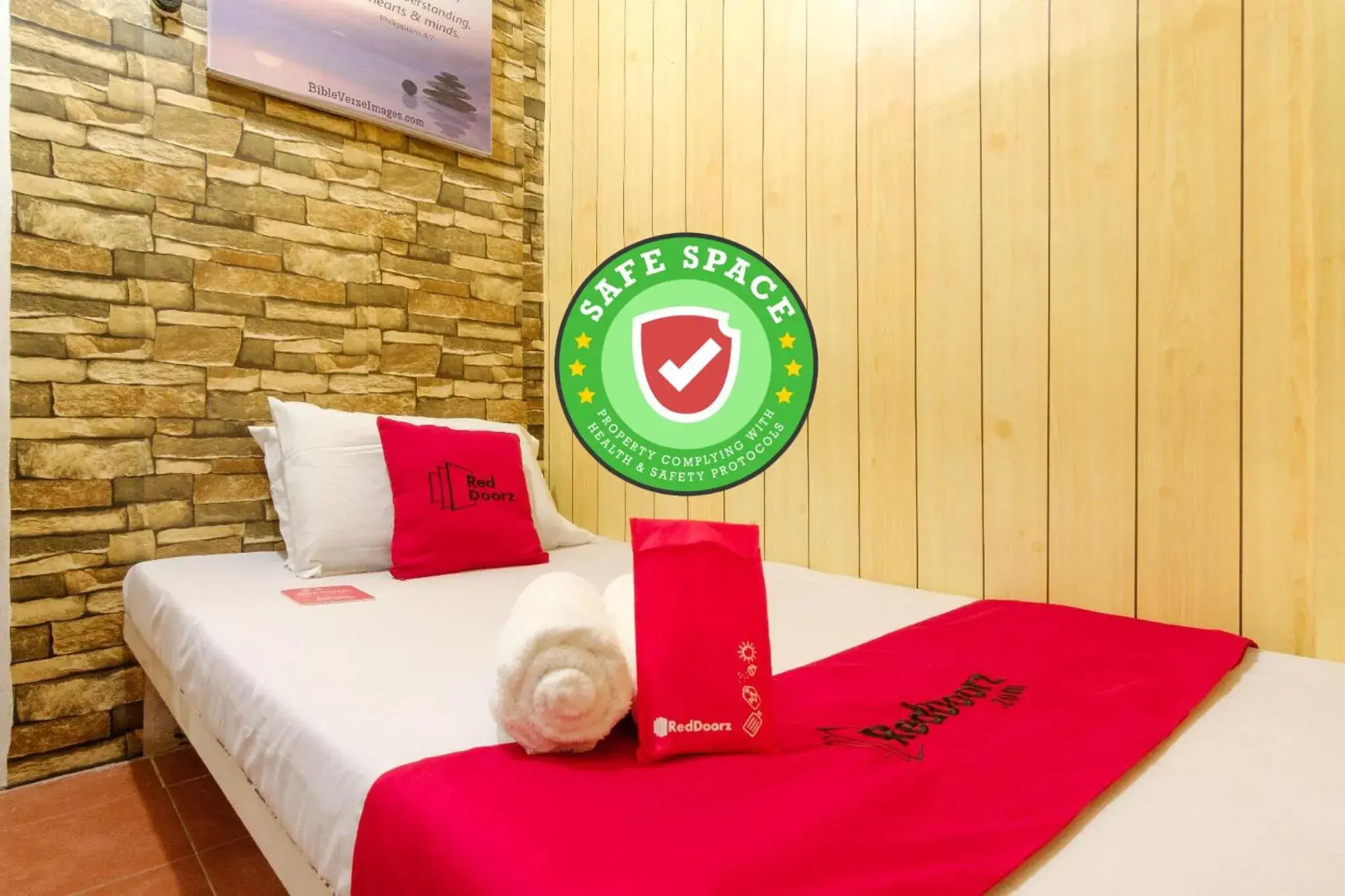 RedDoorz near OWWA Pasay RedDoorz near OWWA Pasay