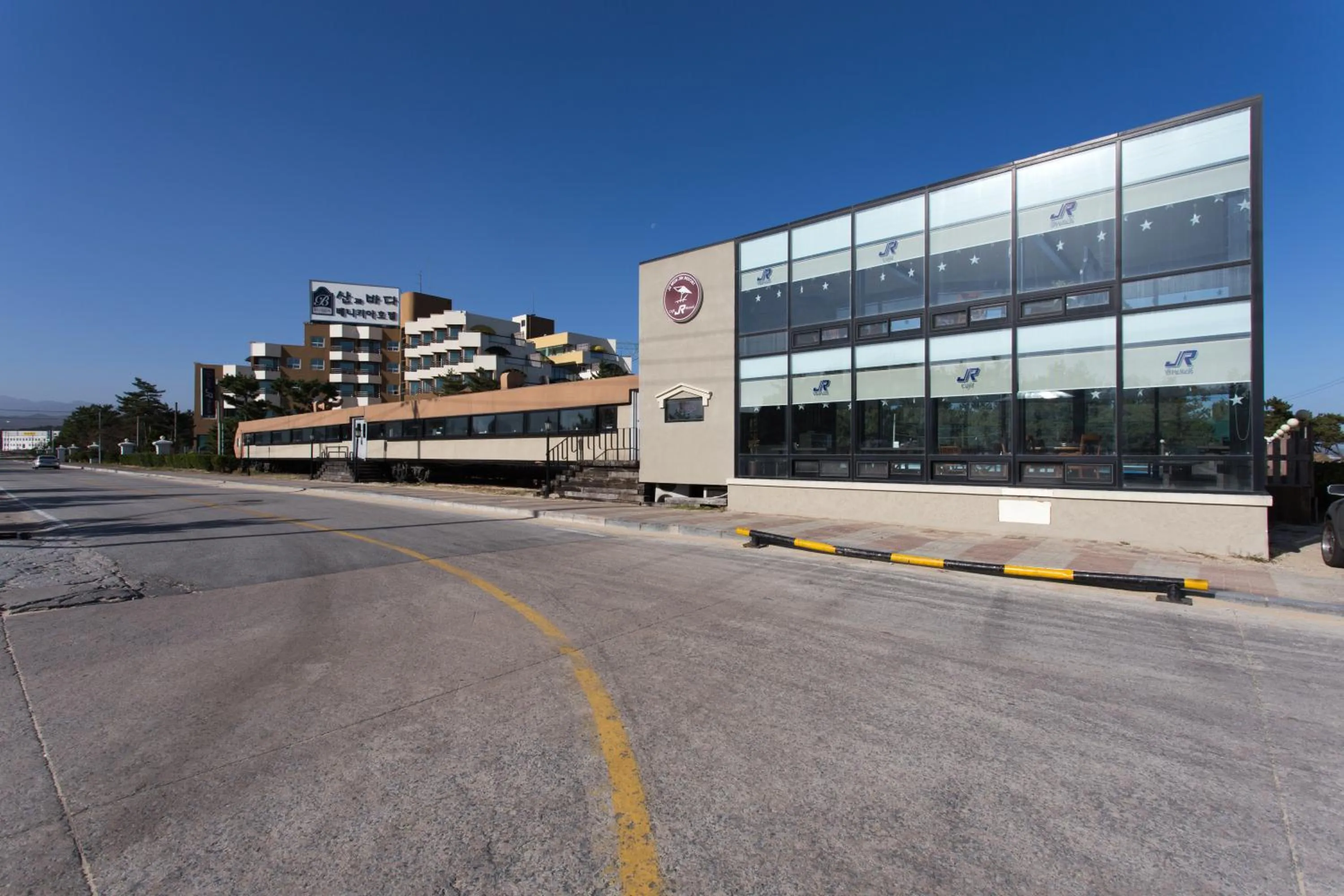 BENIKEA San&Bada Jumunjin Resort